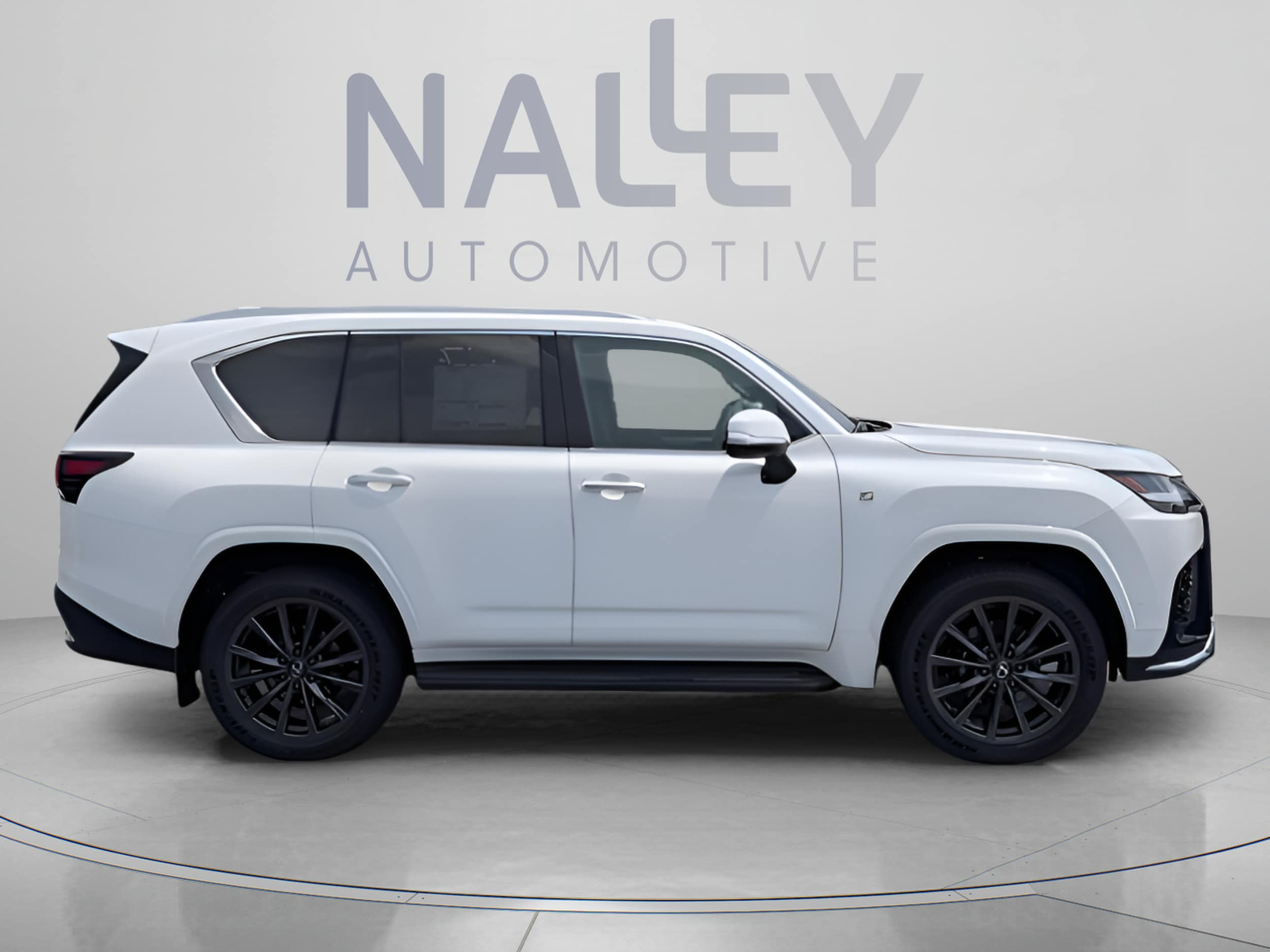 2026 Lexus LX 700h F-Sport - Photo 7