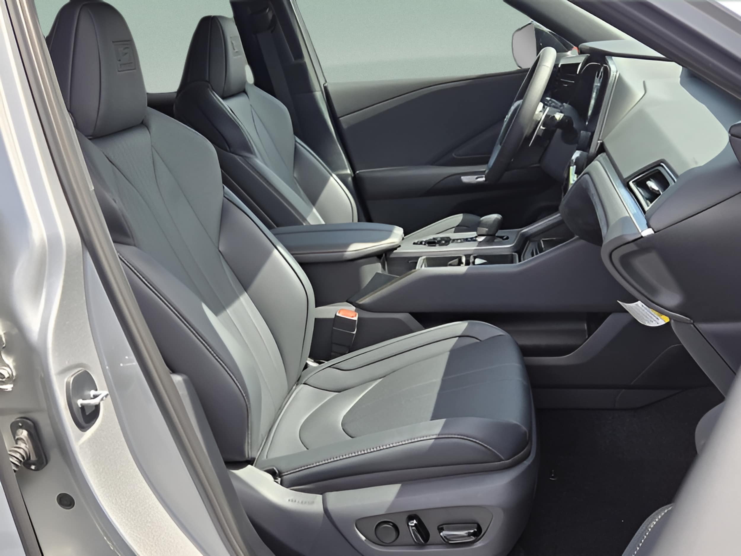 2026 Lexus TX 500h F-Sport Premium - Photo 25