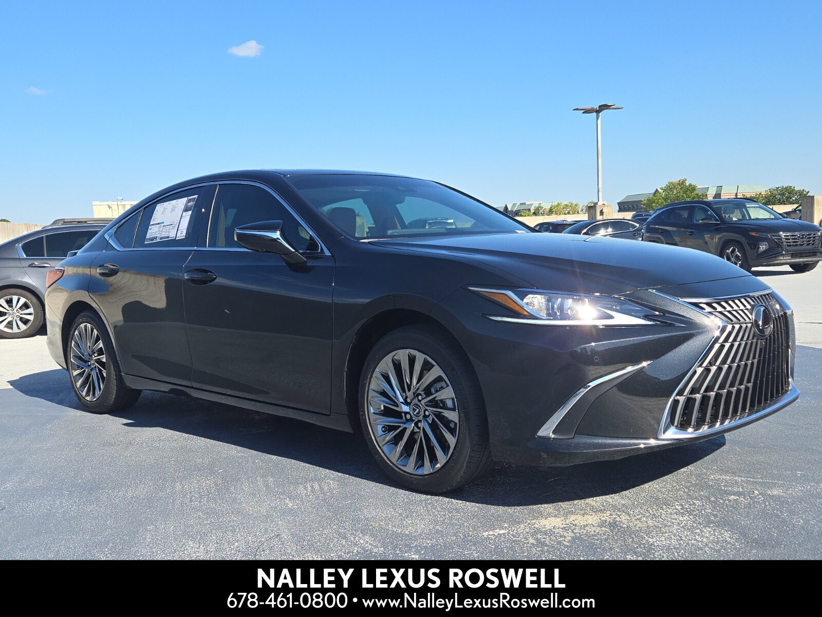 2025 Lexus ES 300h Luxury