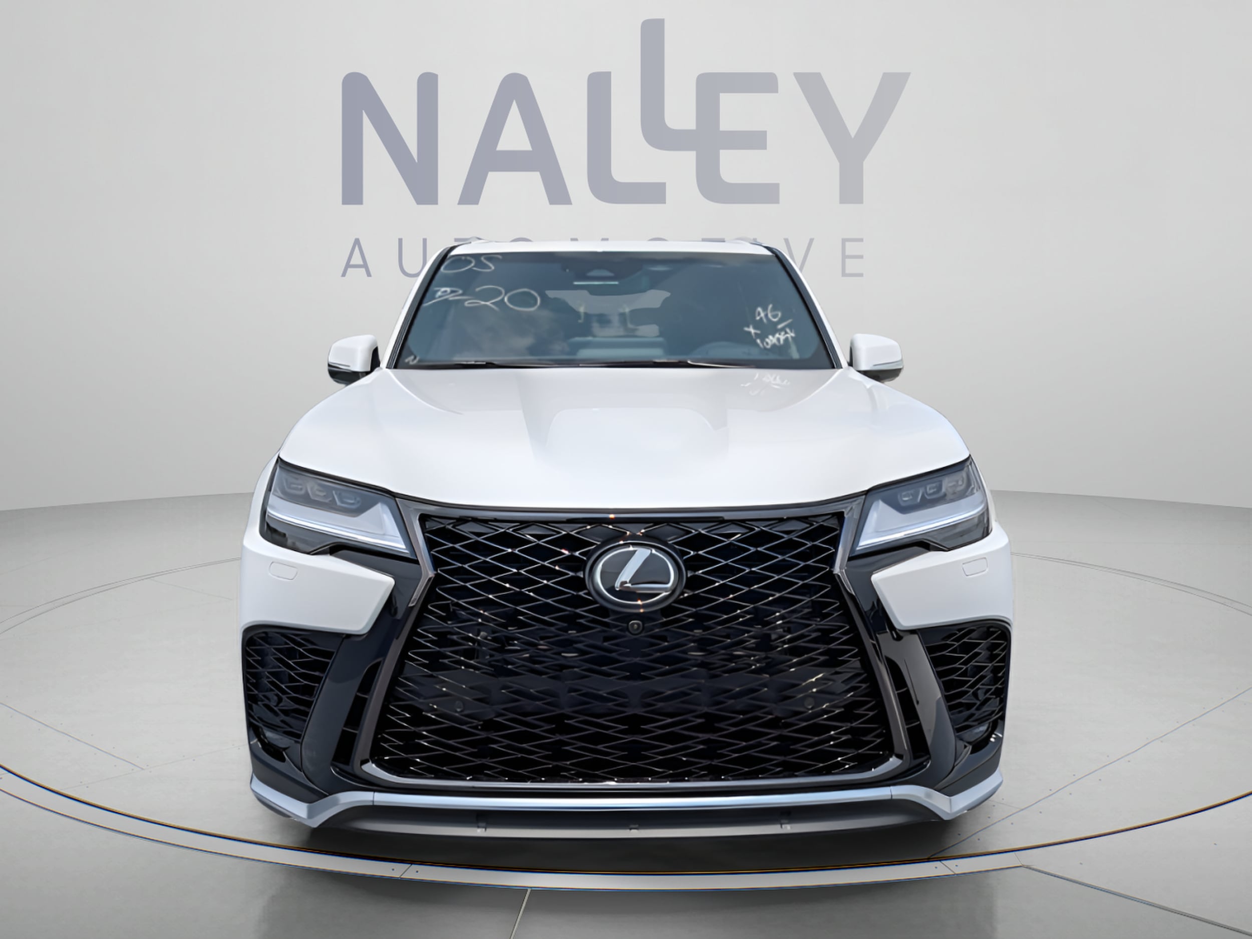 2026 Lexus LX 700h F-Sport - Photo 9
