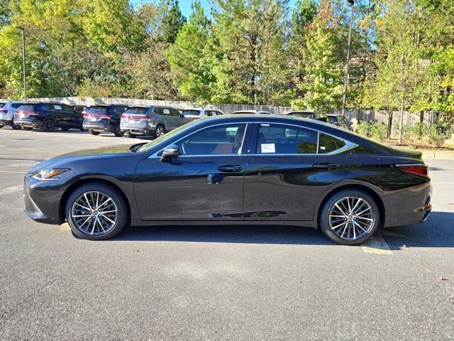 2025 Lexus ES 350 Base photo 2