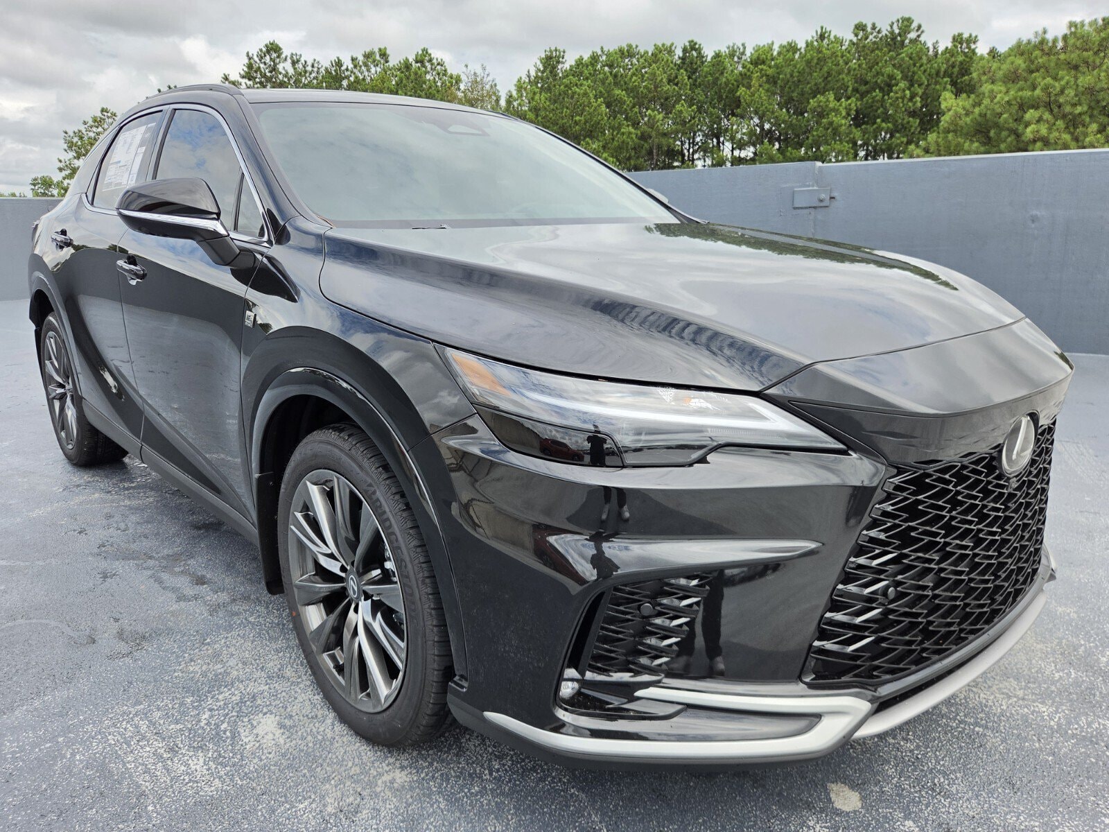 2026 Lexus RX 350 F-Sport - Photo 8
