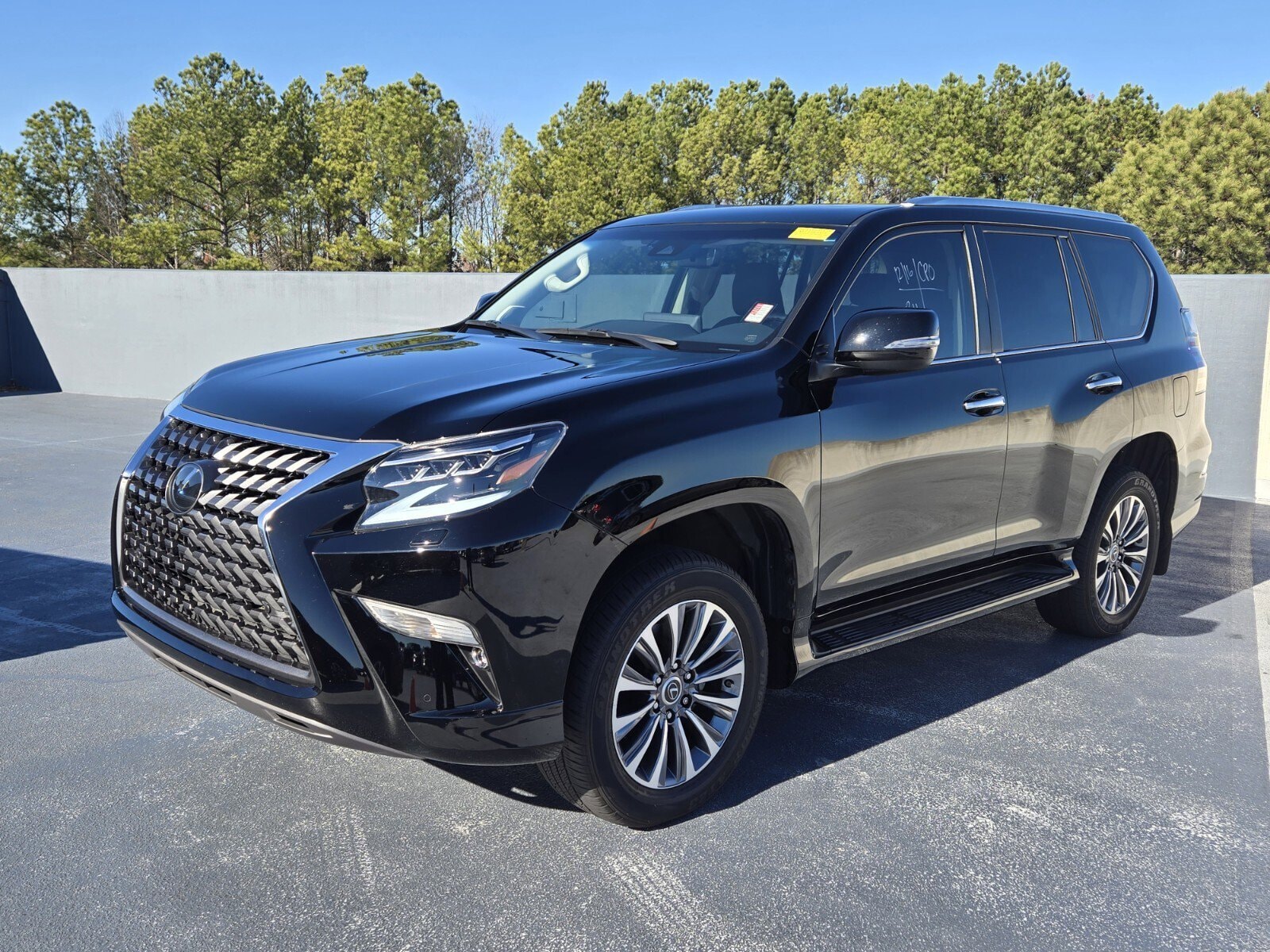 2023 Lexus GX LUXURY's photo