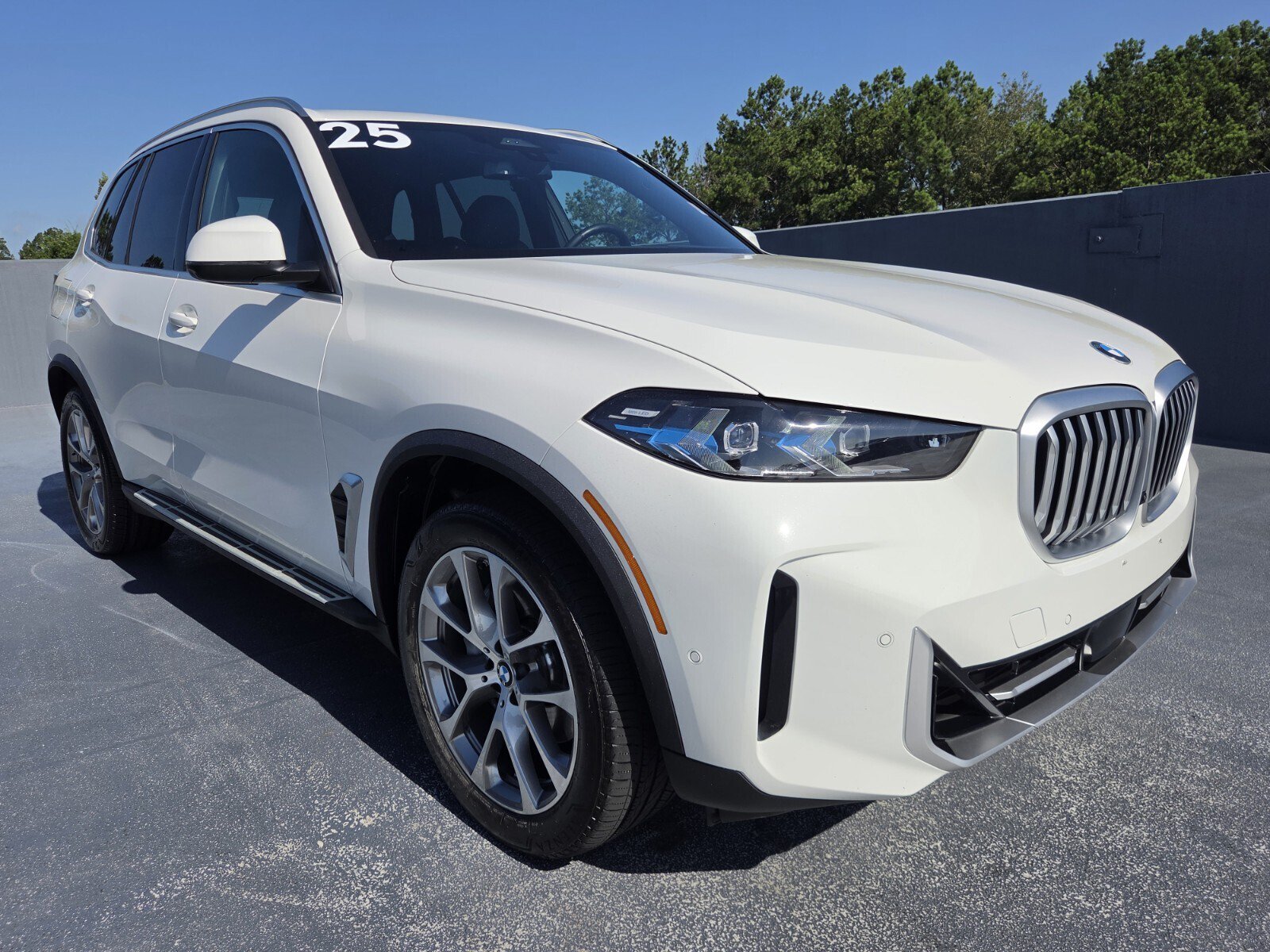 2026 BMW X5 40i - Photo 8