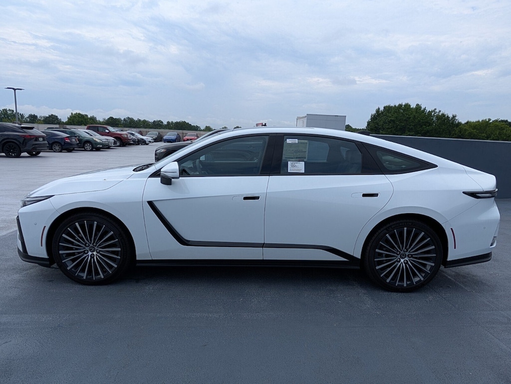 New 2026 Lexus ES 350e Luxury SEDAN
