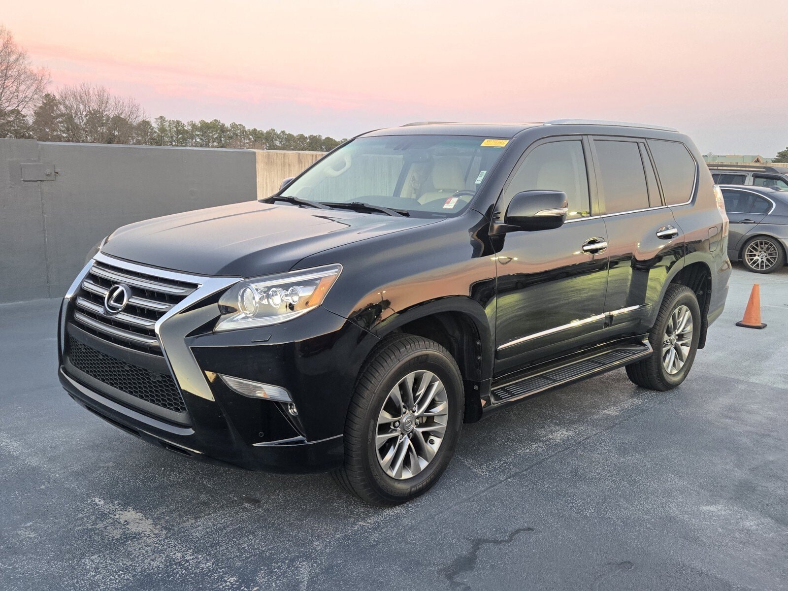 2015 Lexus GX Luxury's photo