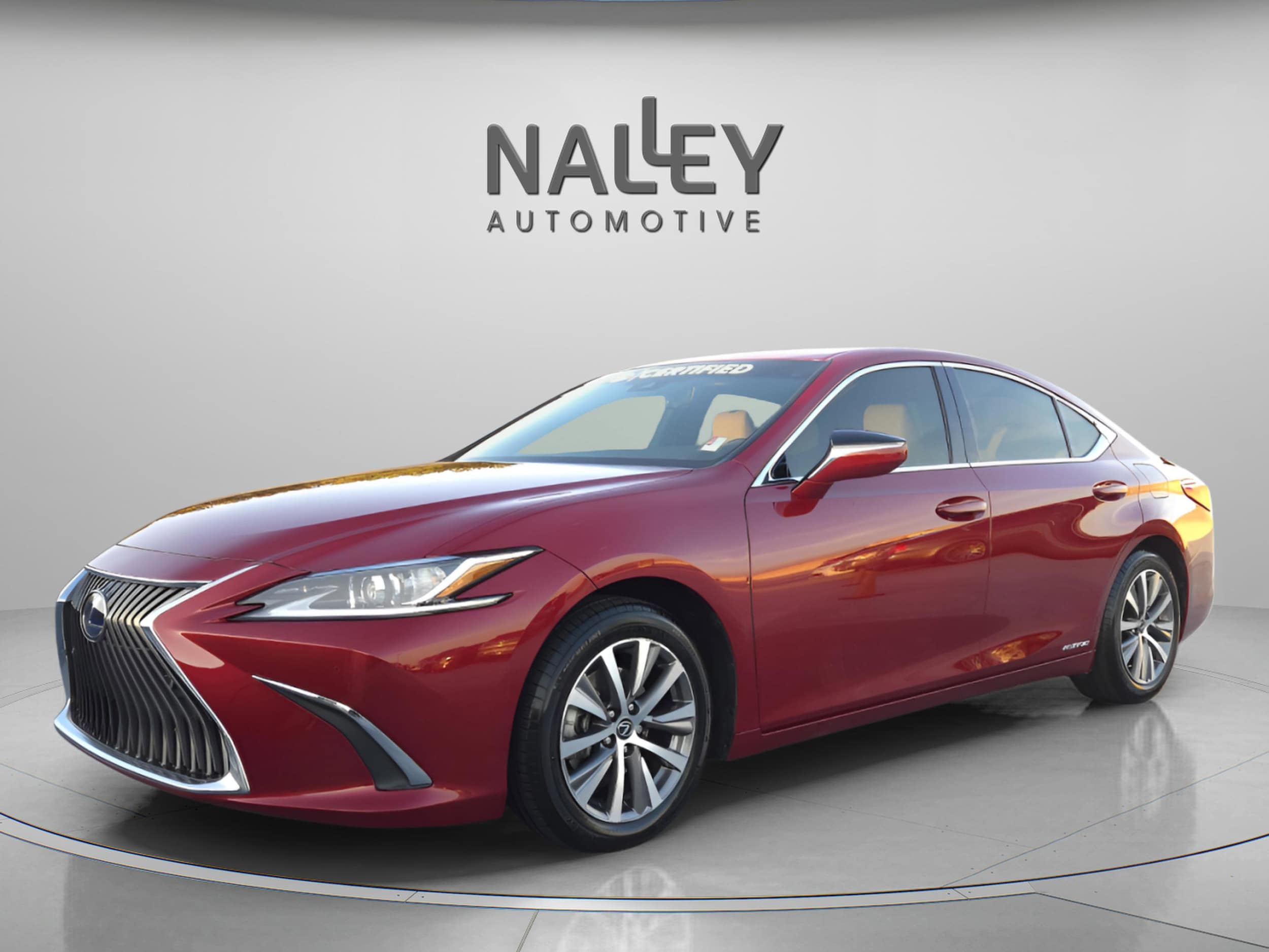 2021 Lexus ES Hybrid 300h's photo