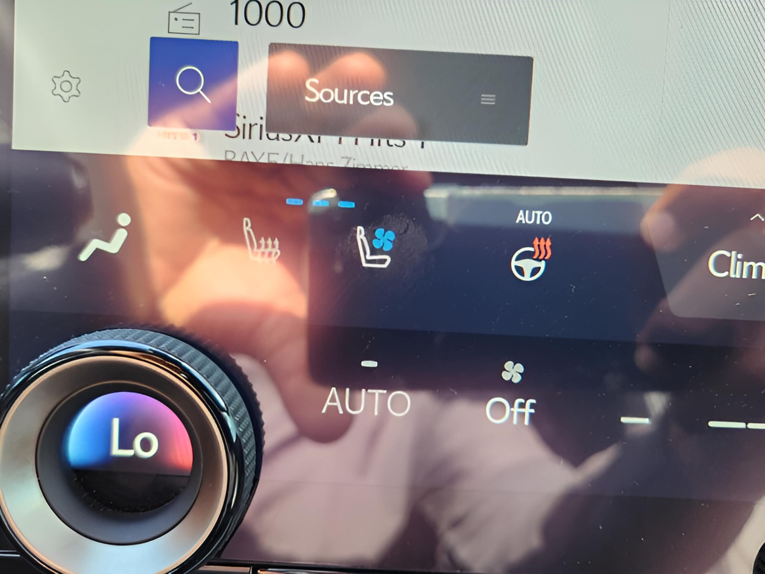 2024 Lexus RX Hybrid 500h - Photo 22