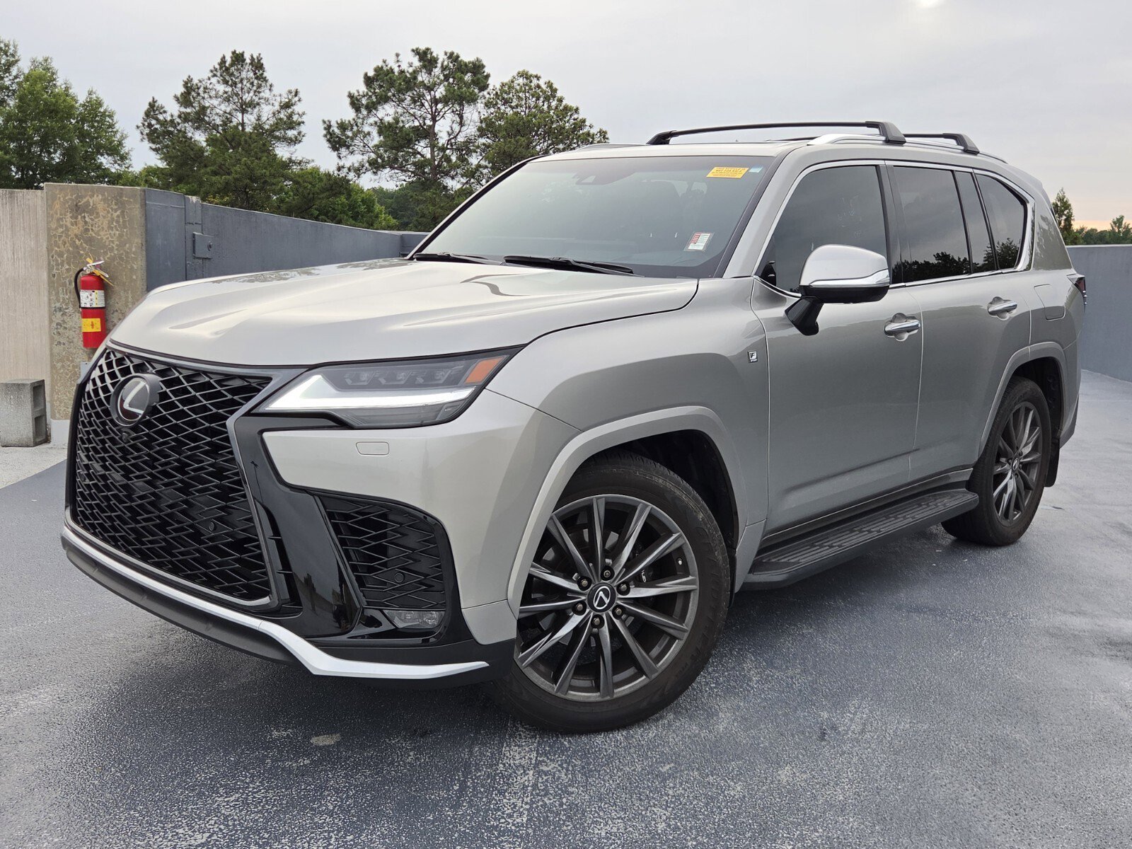 2023 Lexus LX 600 600 F-Sport's photo