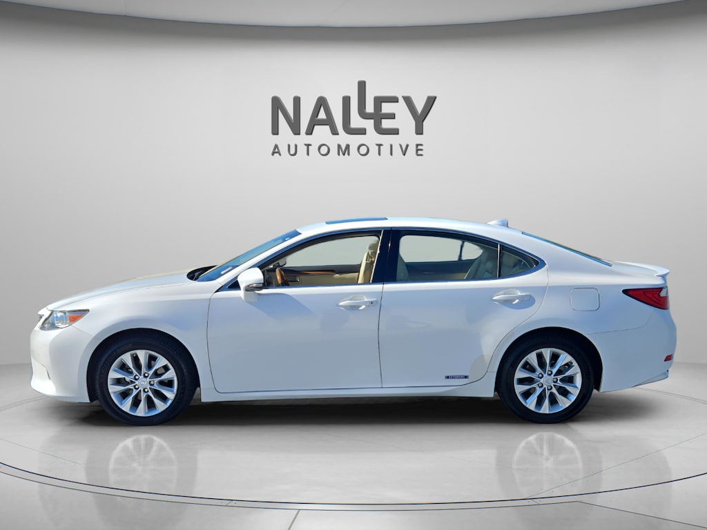 Used 2015 Lexus ES 300h 300h Luxury Sedan