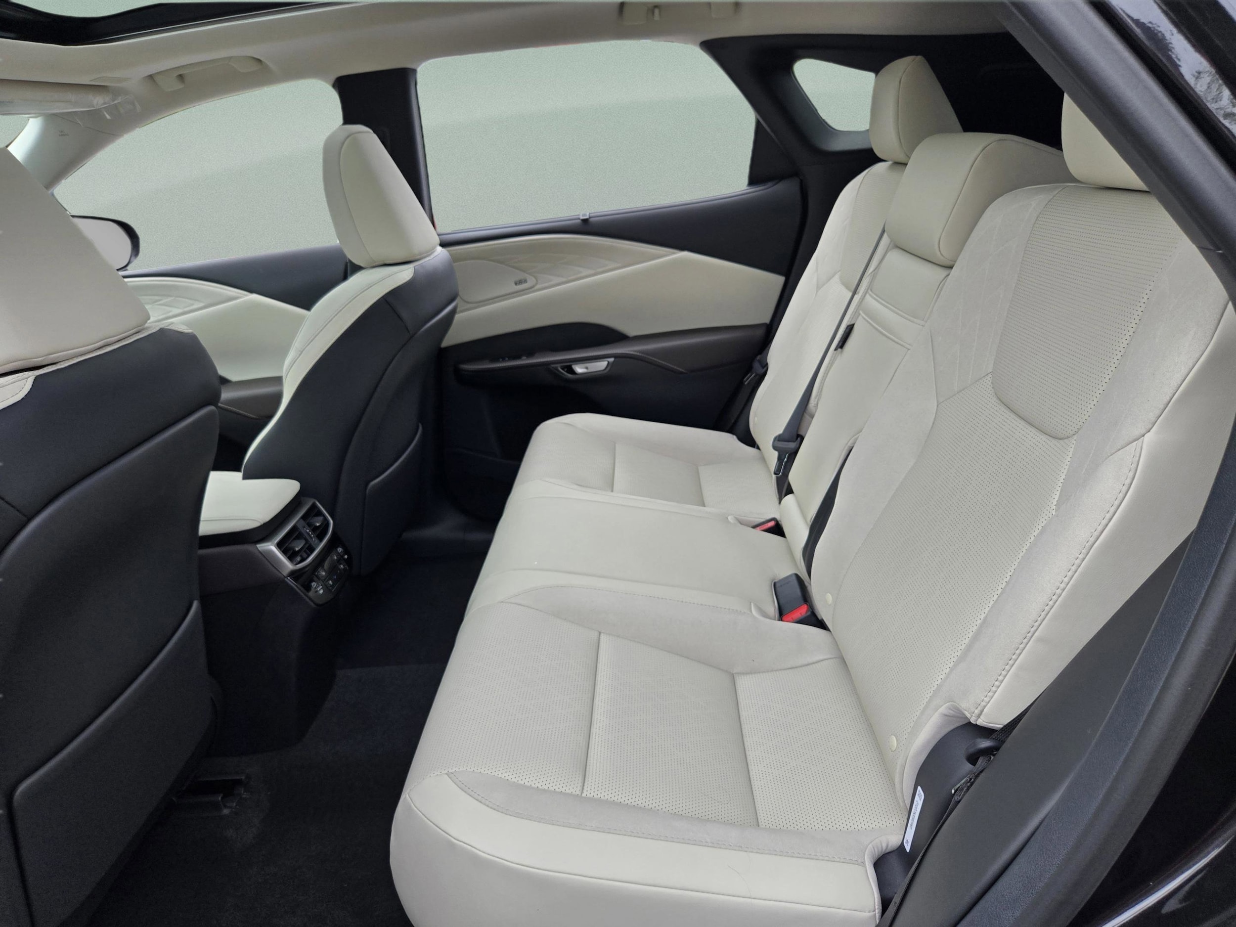 2026 Lexus RX 350 Luxury - Photo 12