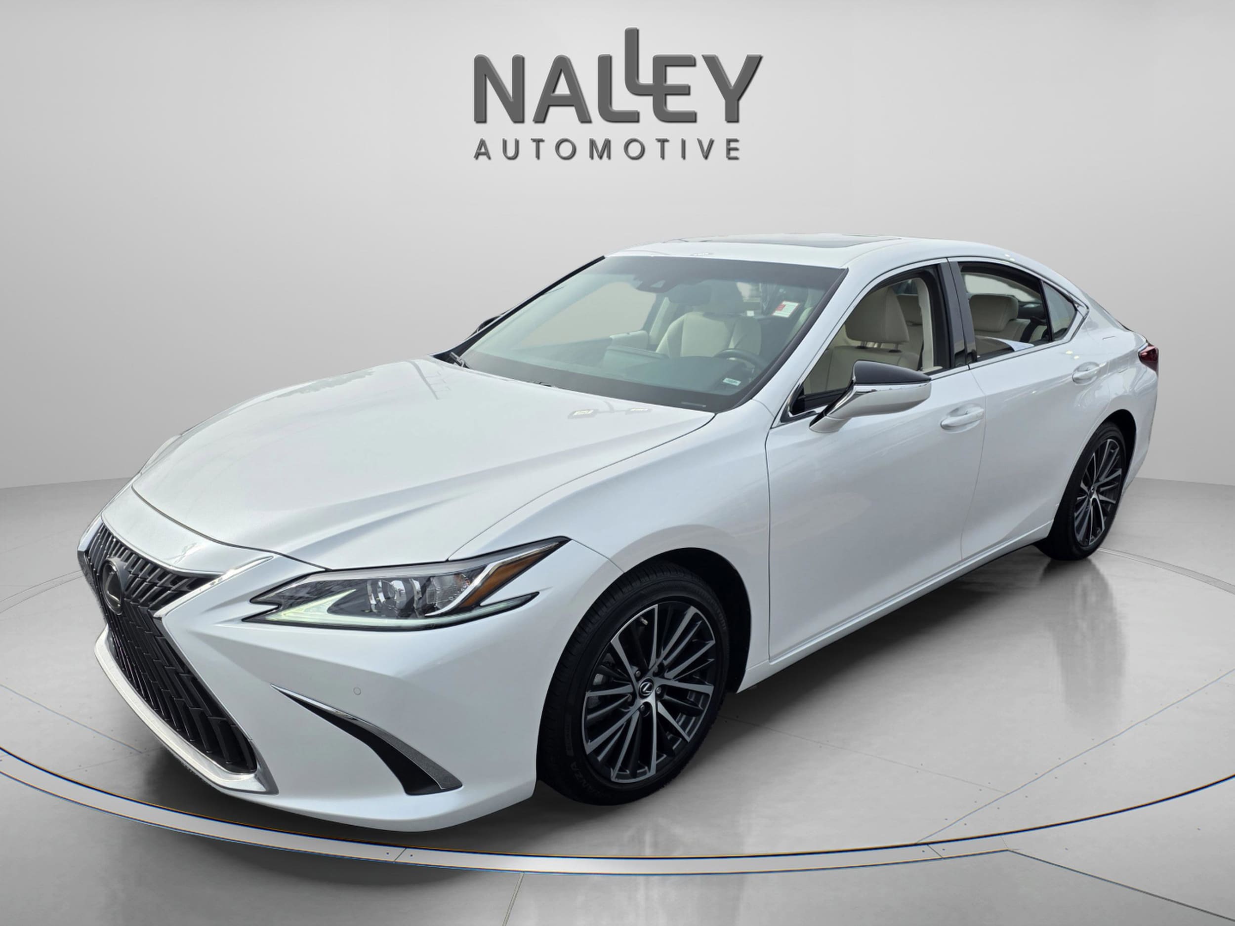 2025 Lexus ES 350's photo