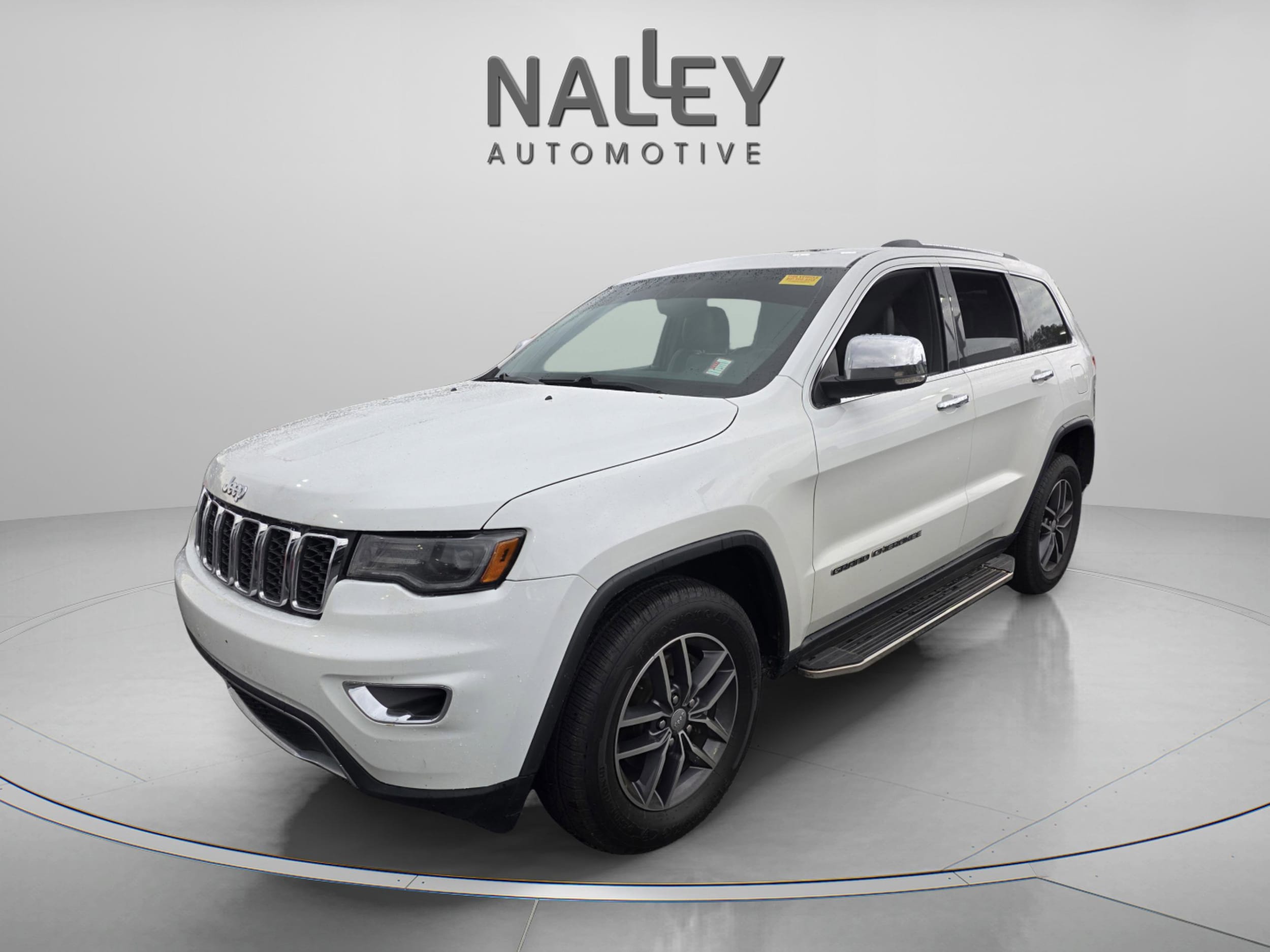 2017 Jeep Grand Cherokee Limited's photo