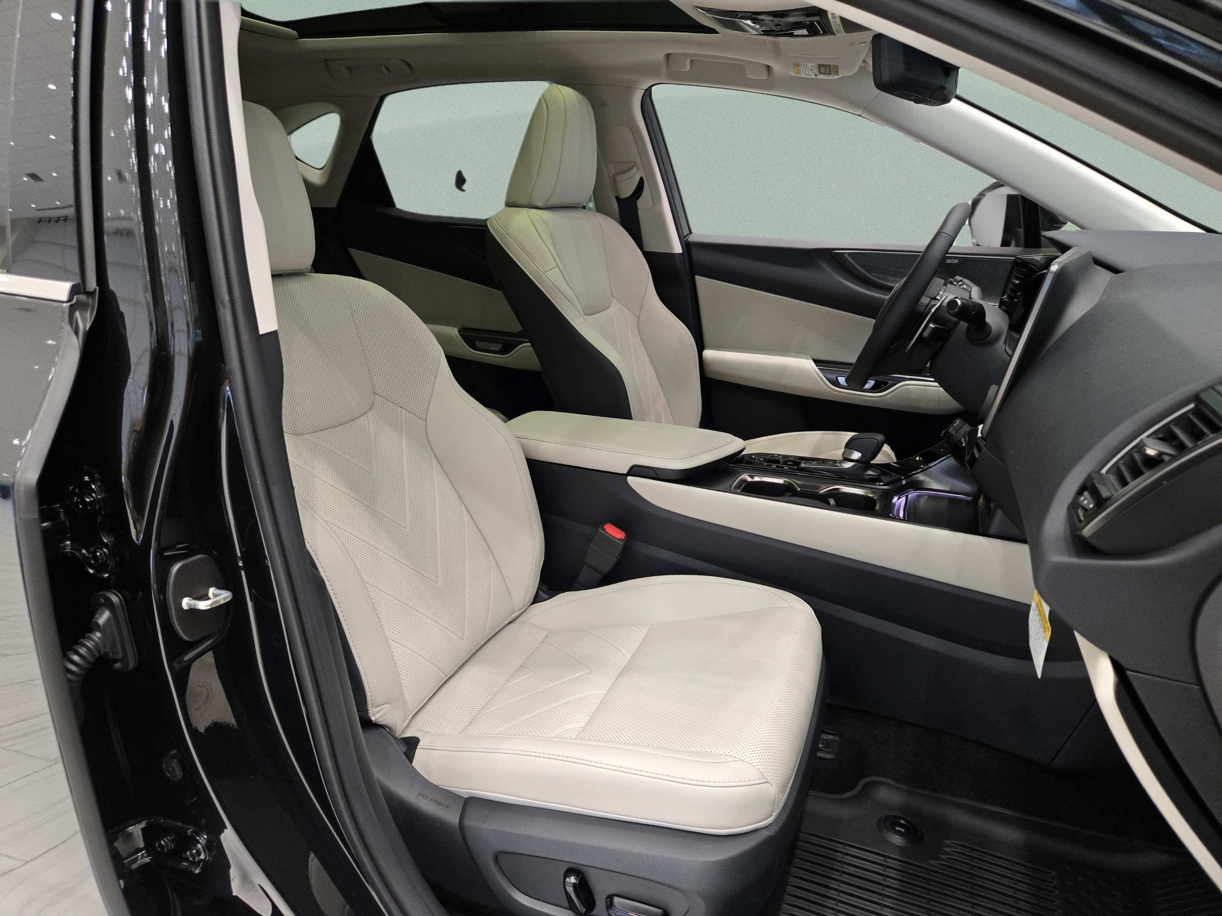 2026 Lexus NX 450h+ Luxury - Photo 27