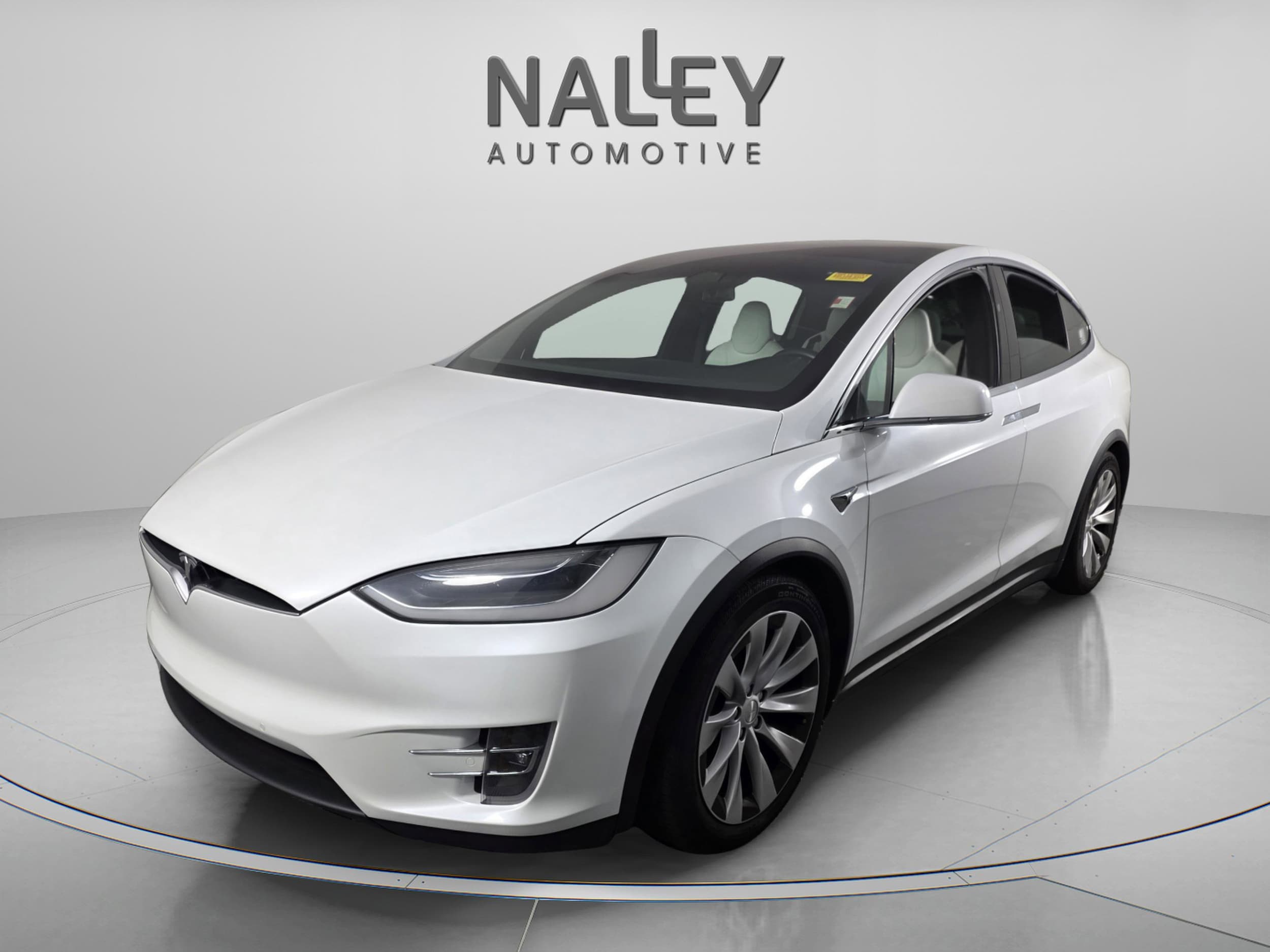 2019 Tesla Model X Long Range's photo