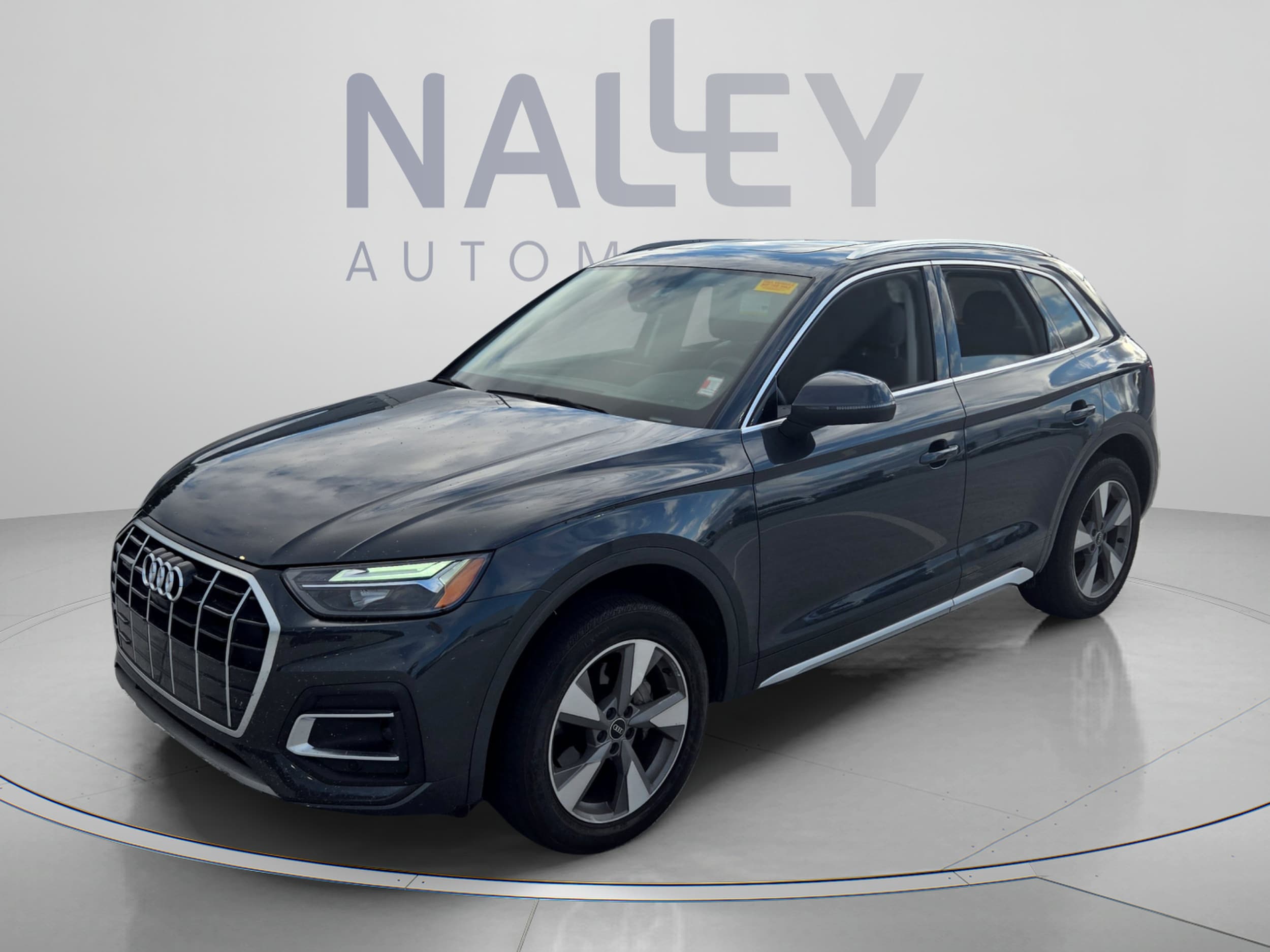 2022 Audi Q5 40 Premium Plus's photo