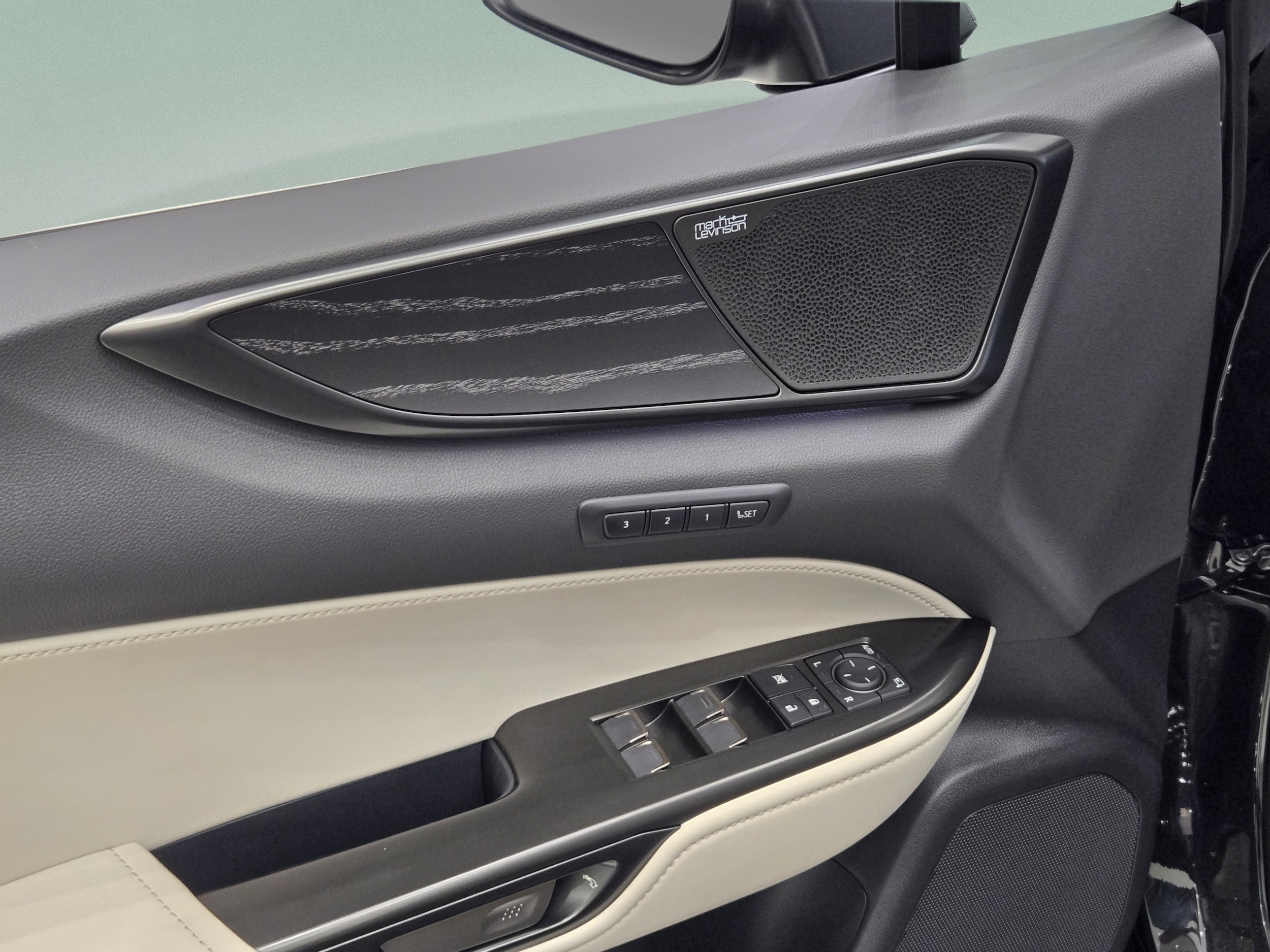 2026 Lexus NX 450h+ Luxury - Photo 10