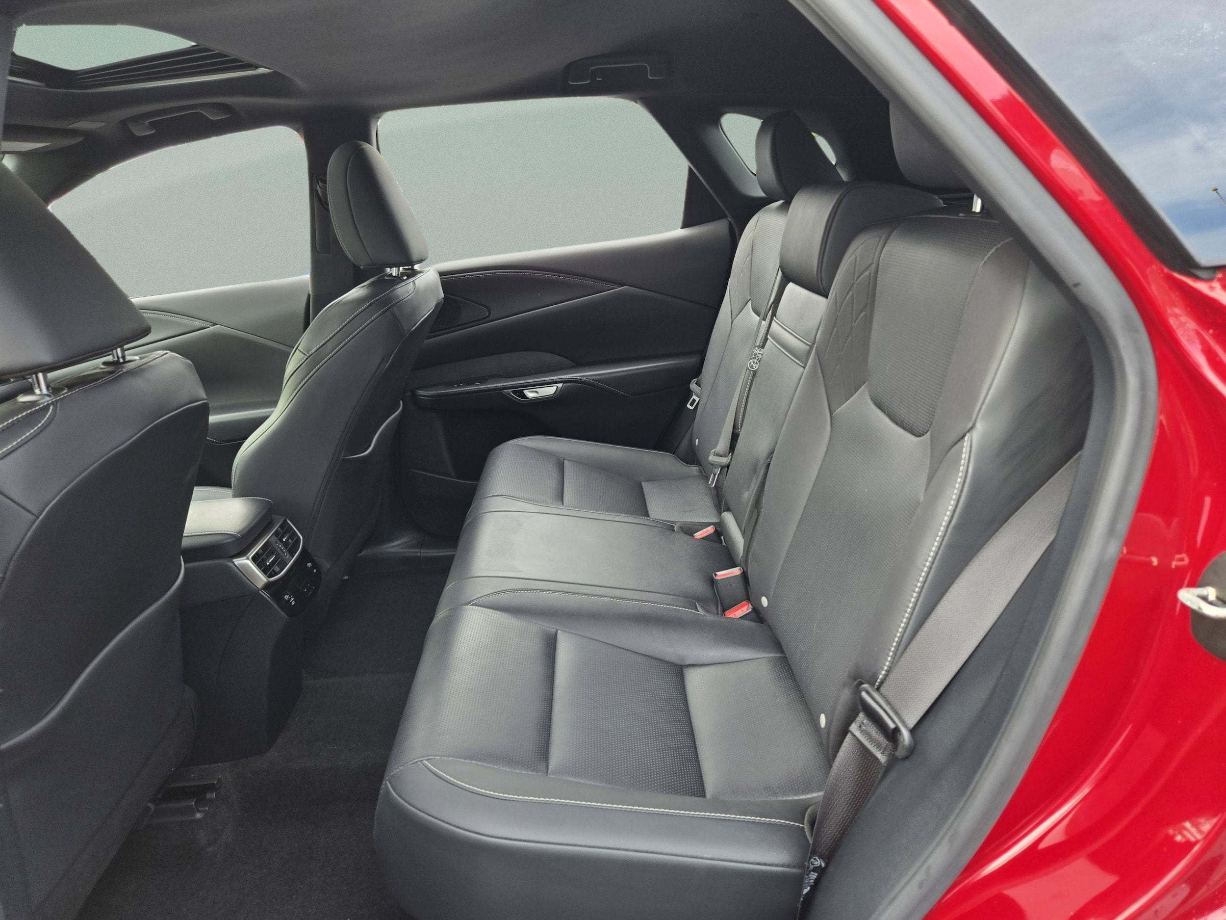 2023 Lexus RX 350 - Photo 24