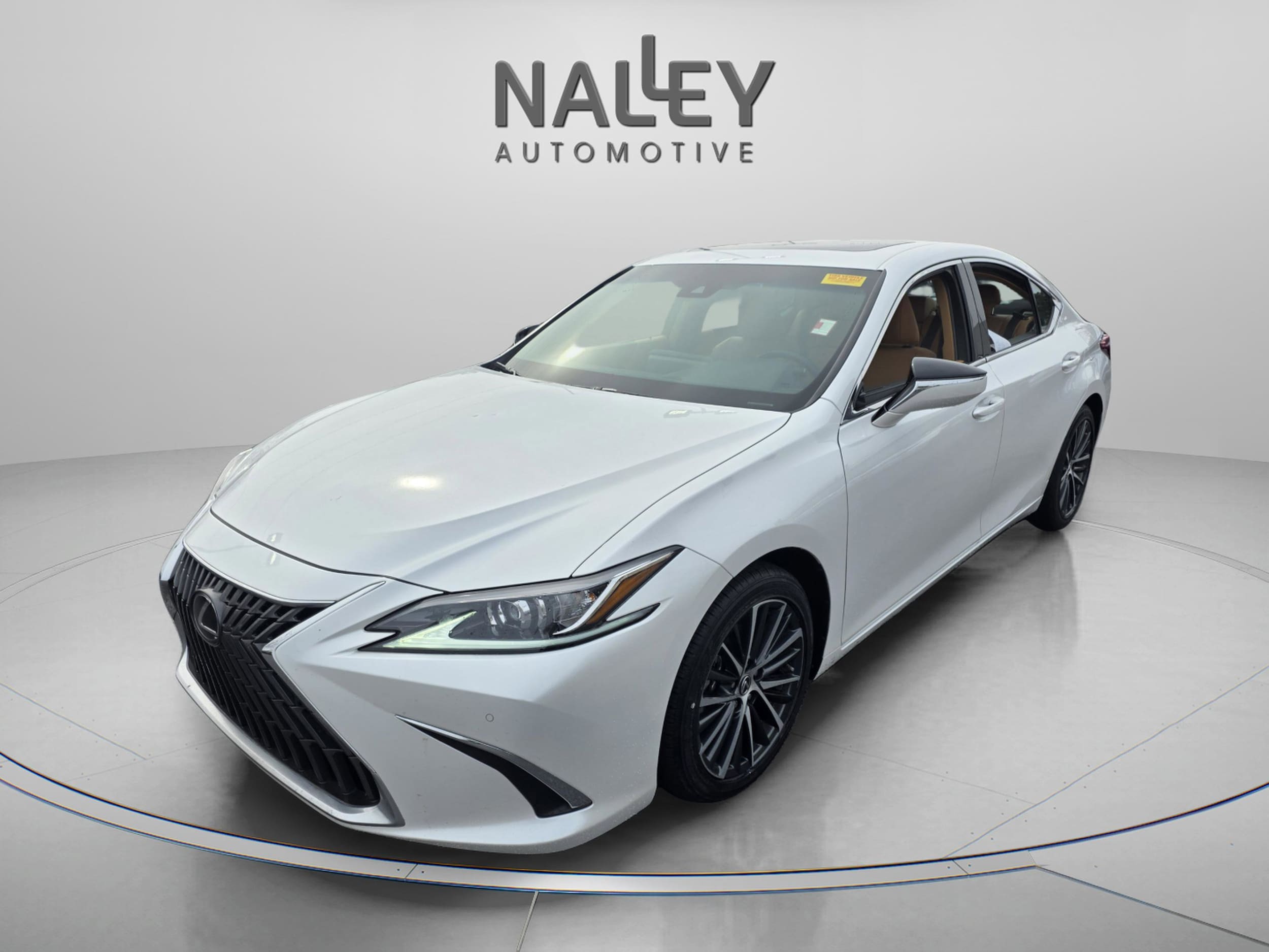 2023 Lexus ES 350's photo