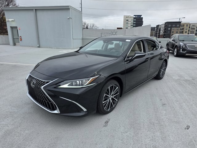 2025 Lexus ES 350's photo