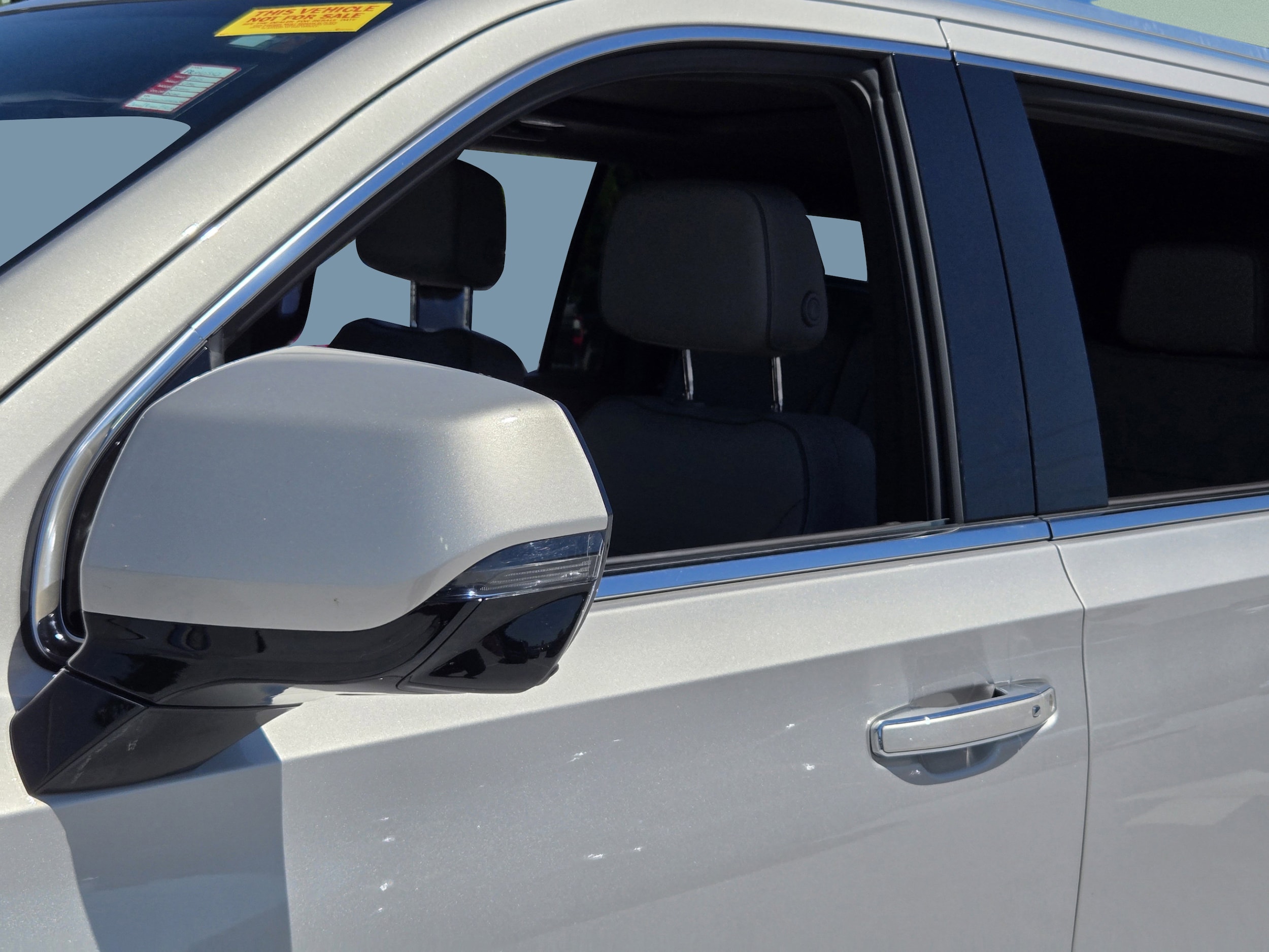 2023 GMC Yukon XL SLT - Photo 9
