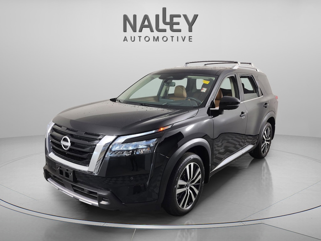 Used 2025 Nissan Pathfinder Platinum SUV