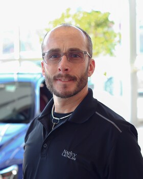 Staff member Marcus McCord from ID_b4cbf0b3bc04
