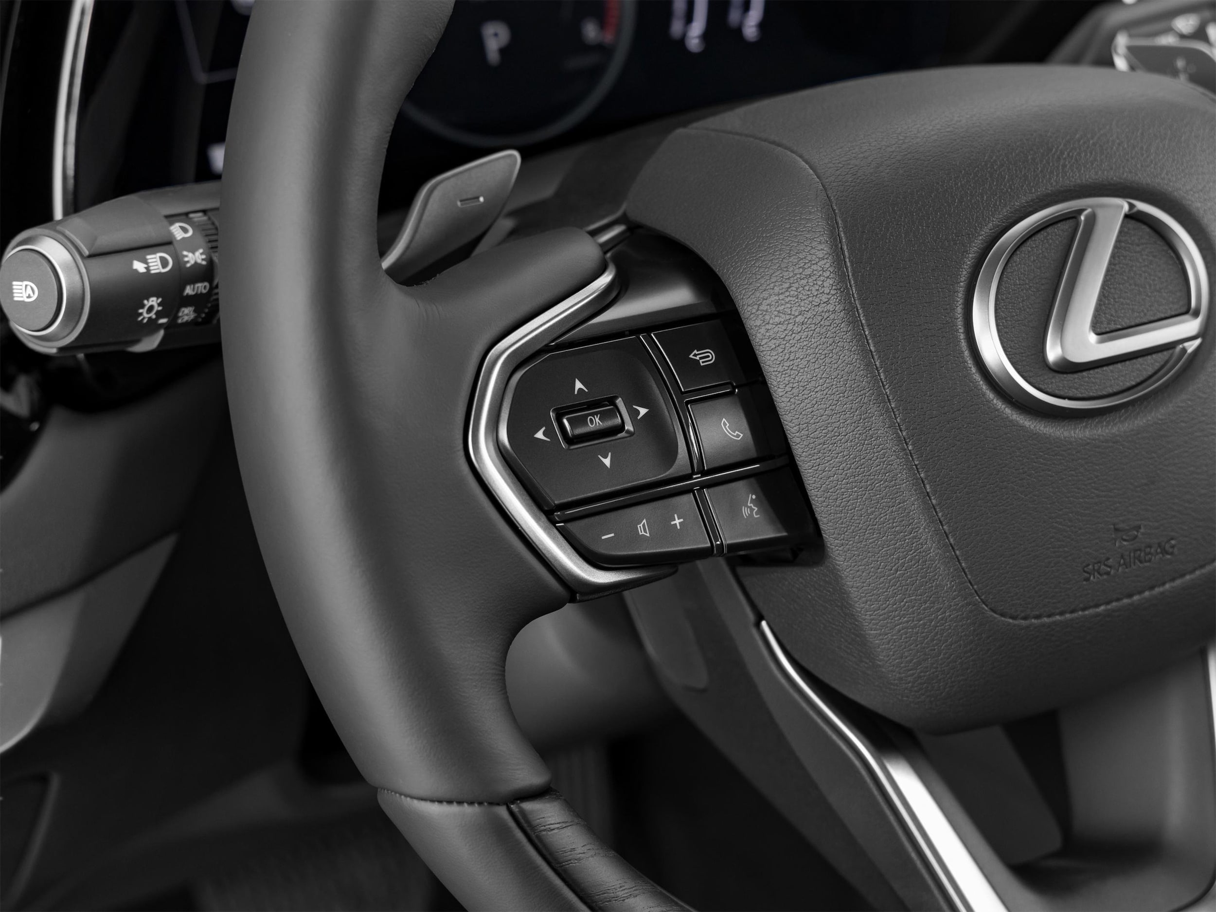 2023 Lexus RX 350 - Photo 42