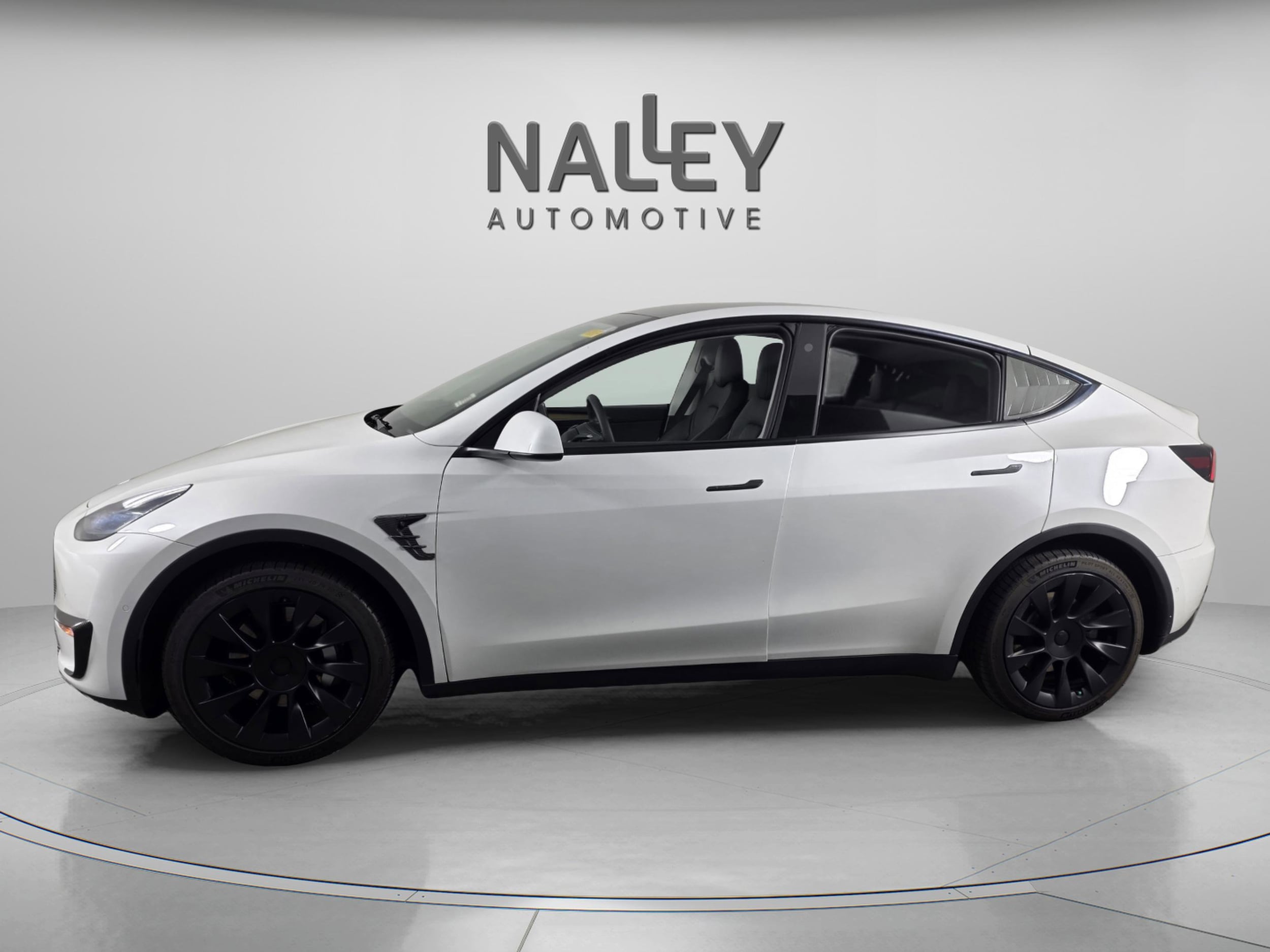 Used 2022 Tesla Model Y Long Range with VIN 7SAYGDEE3NA016373 for sale in Northfield, Minnesota
