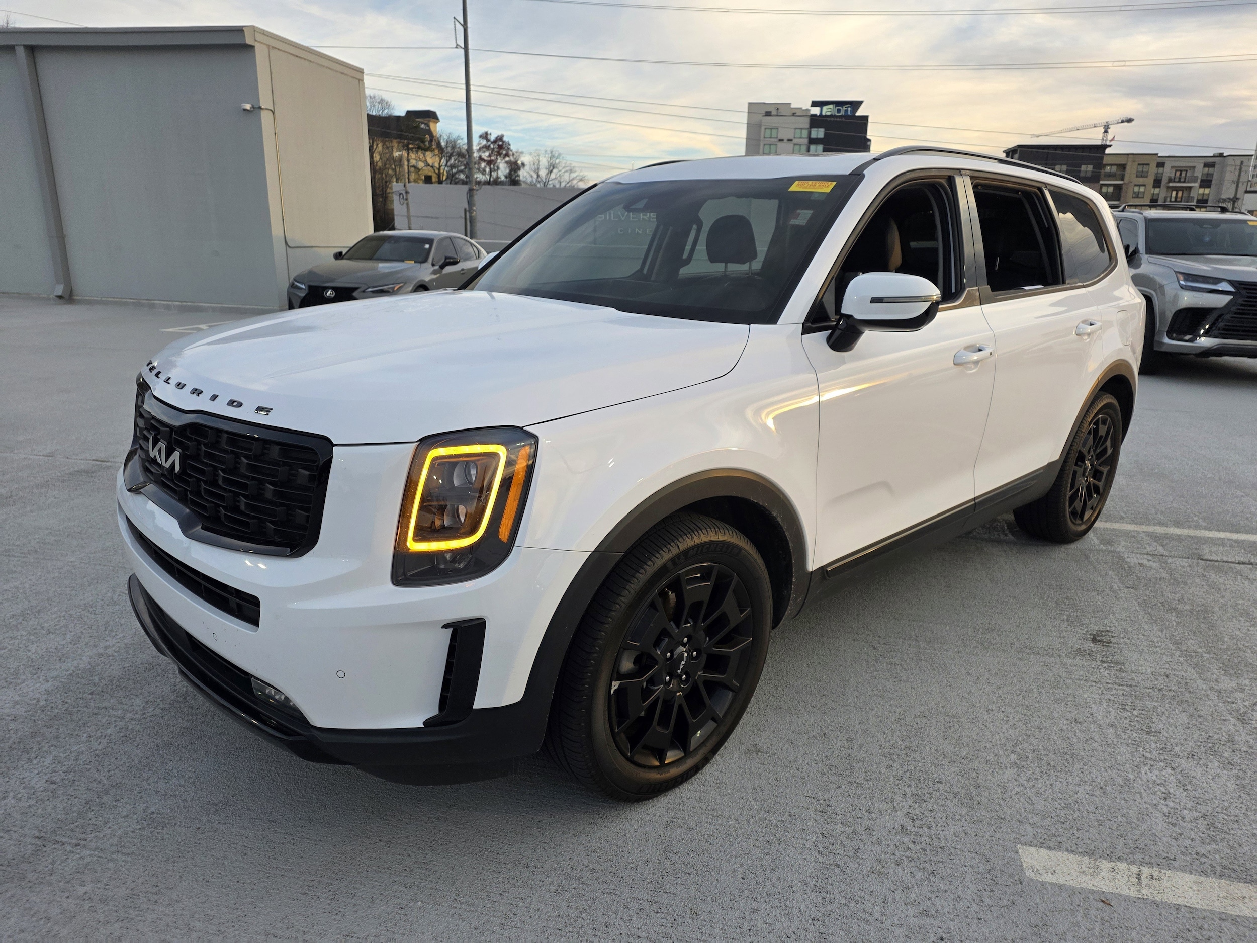 2022 Kia Telluride SX's photo