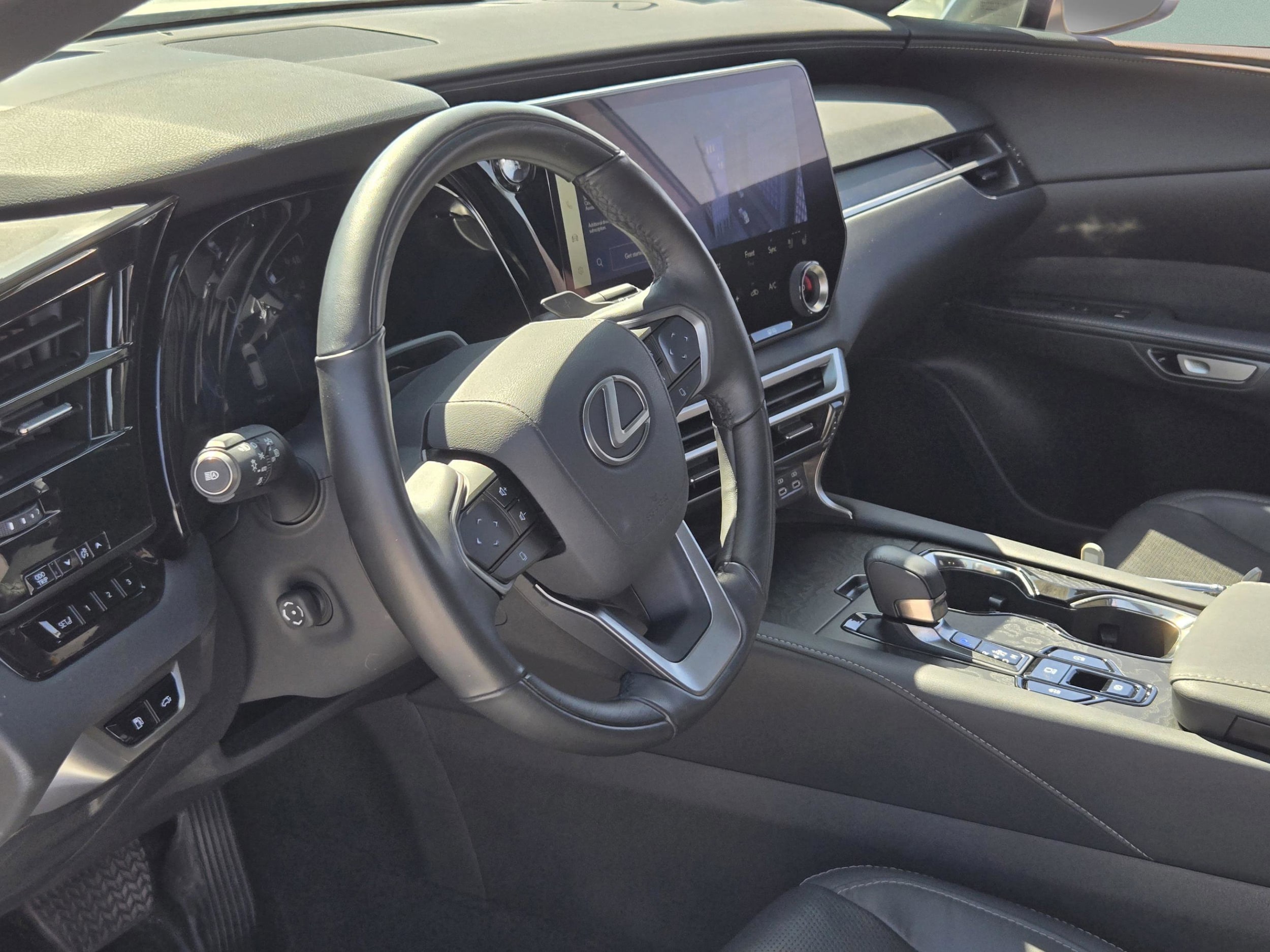 2024 Lexus RX 350 - Photo 29