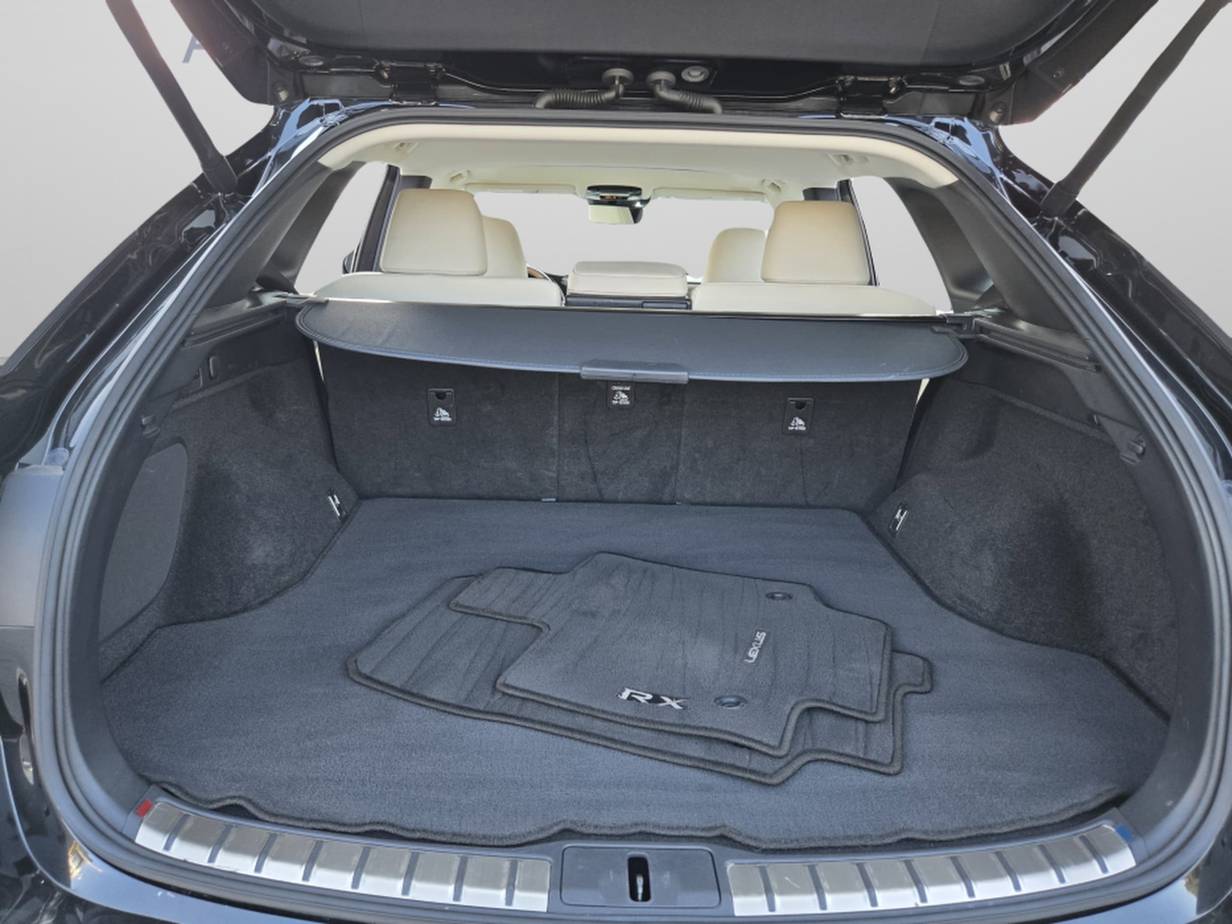 2023 Lexus RX 350 - Photo 17