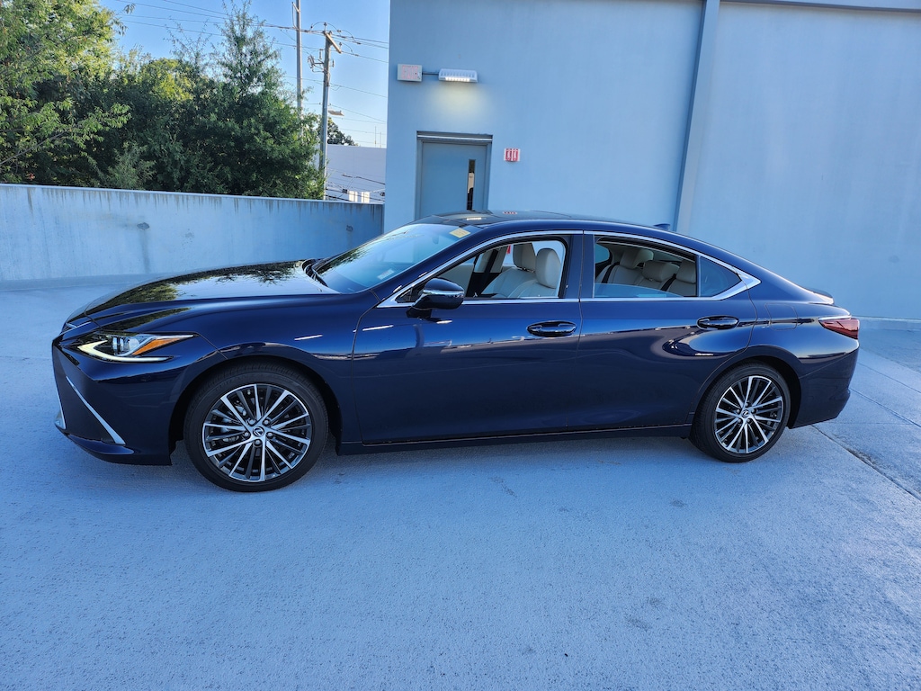 Used 2025 Lexus ES 350