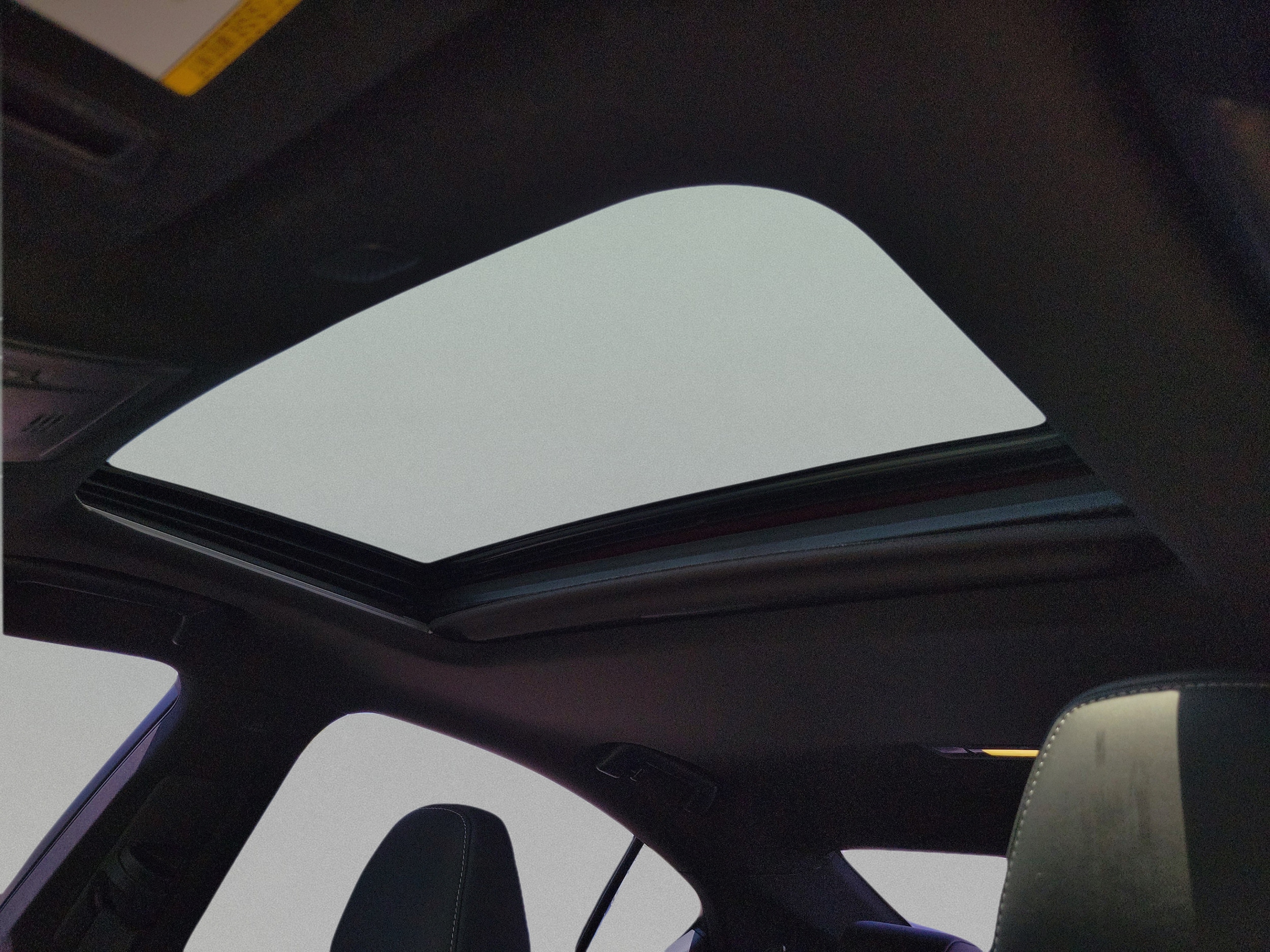2024 Lexus IS 300 - Photo 29