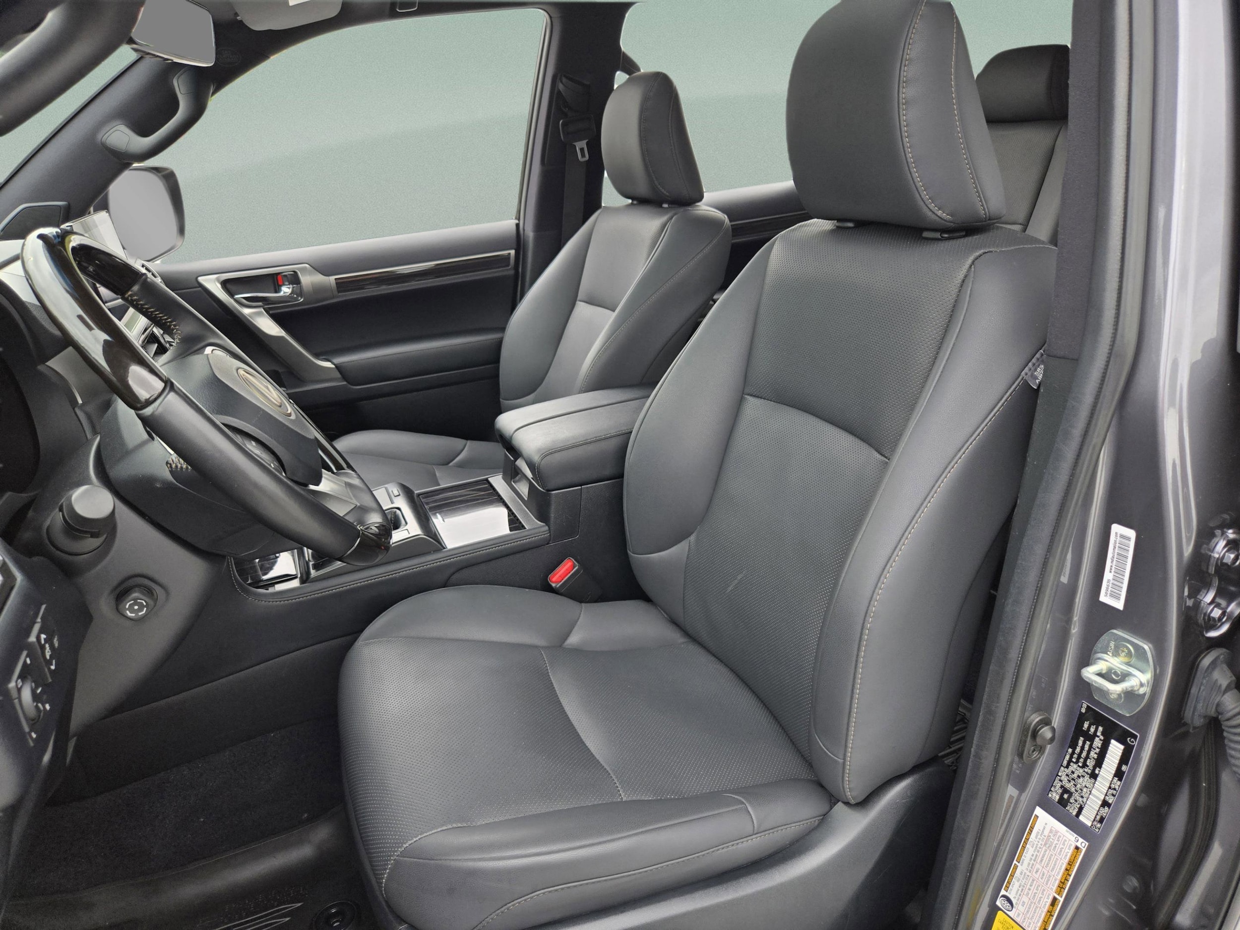 2023 Lexus GX PREMIUM - Photo 14