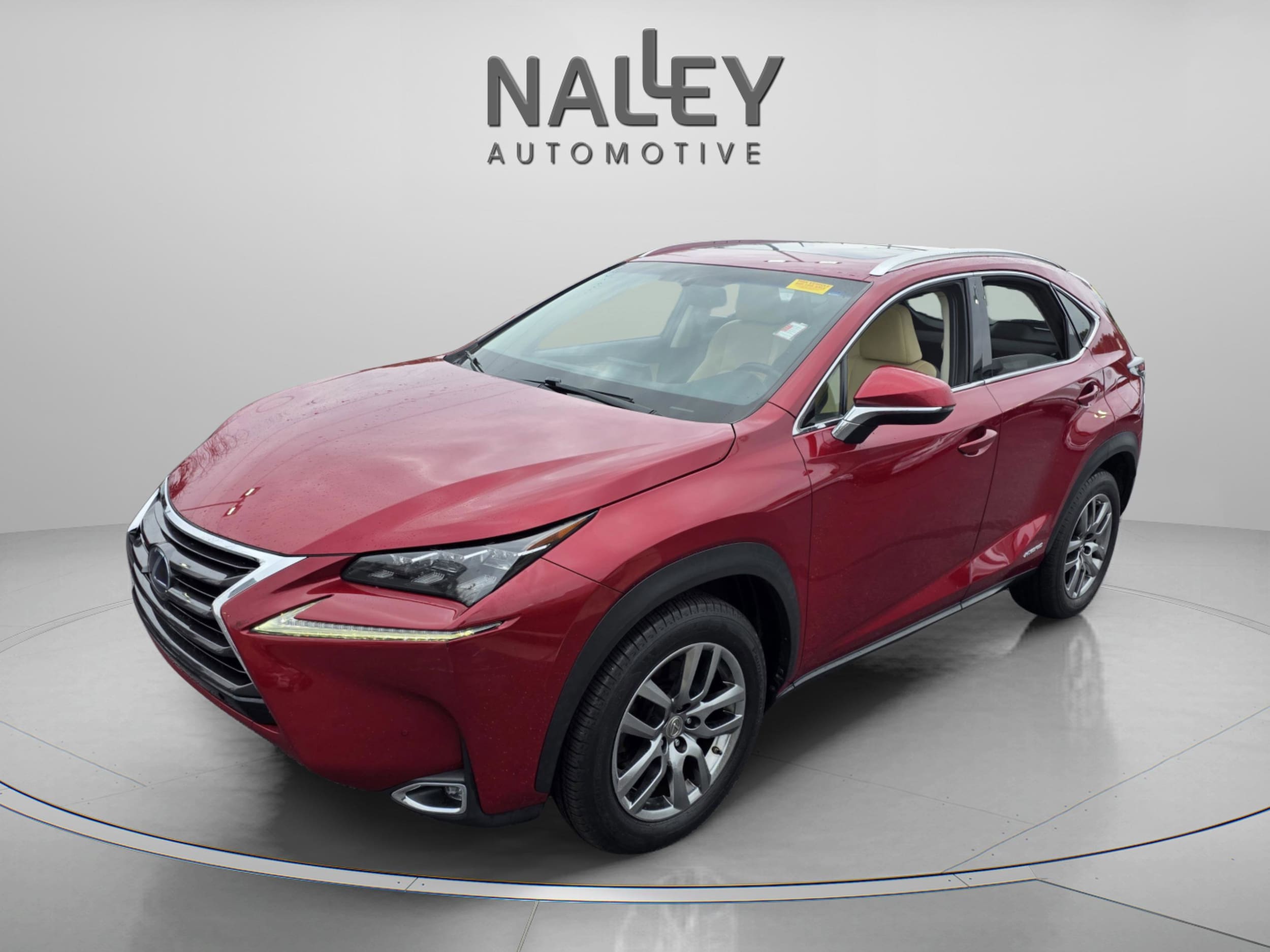 2015 Lexus NX 300h's photo