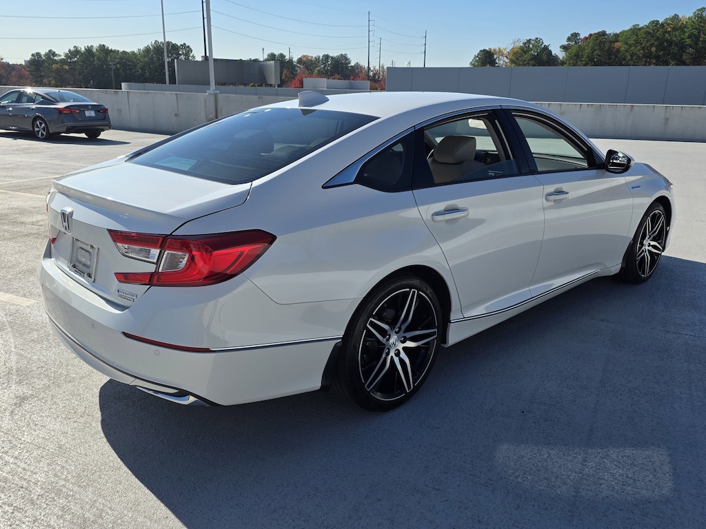 Used 2022 Honda Accord Hybrid Touring Sedan