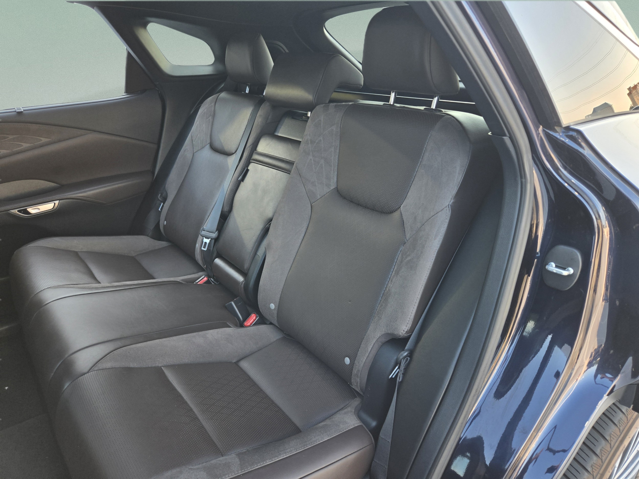 2023 Lexus RX 350 - Photo 20