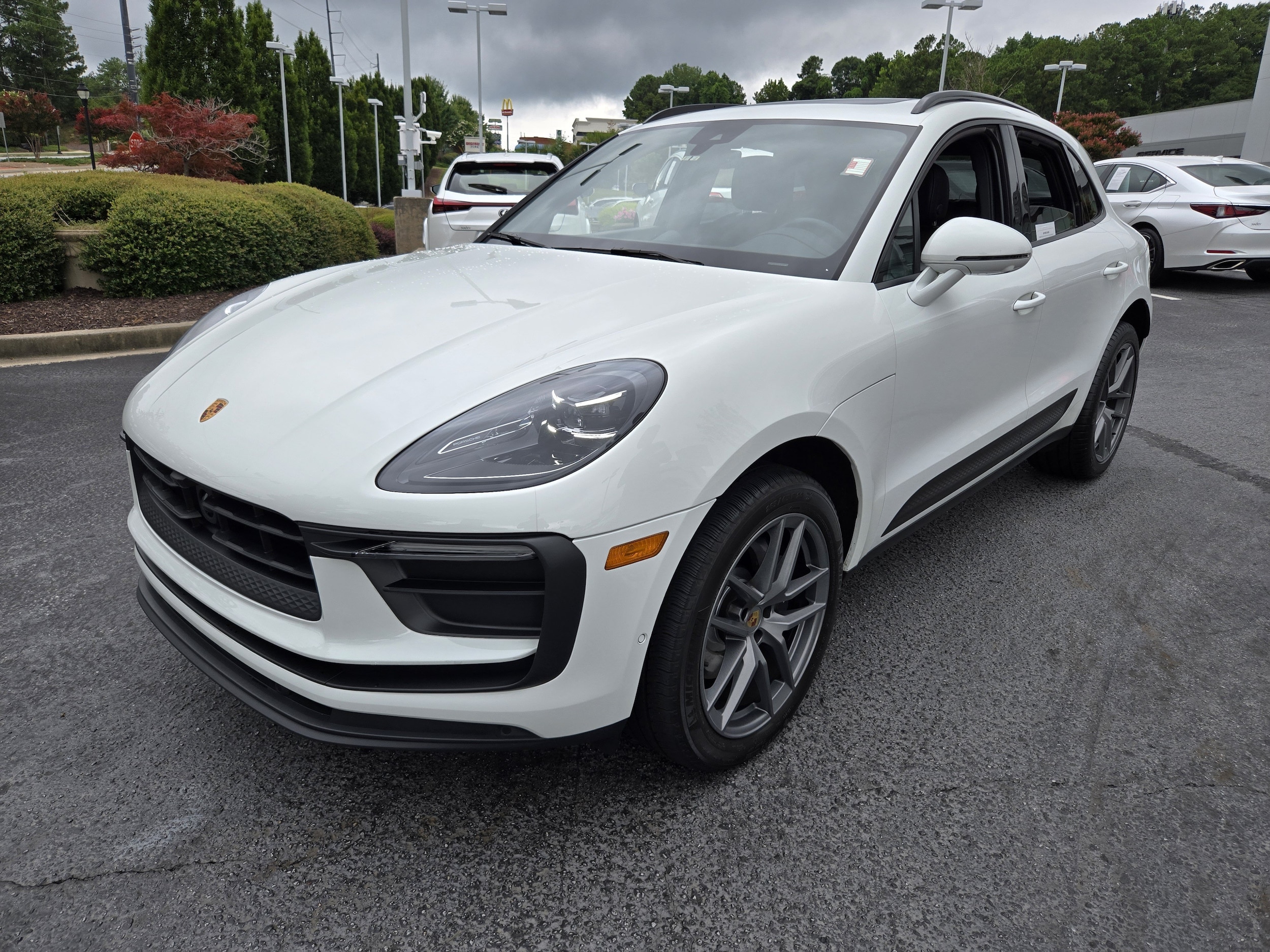 2023 Porsche Macan