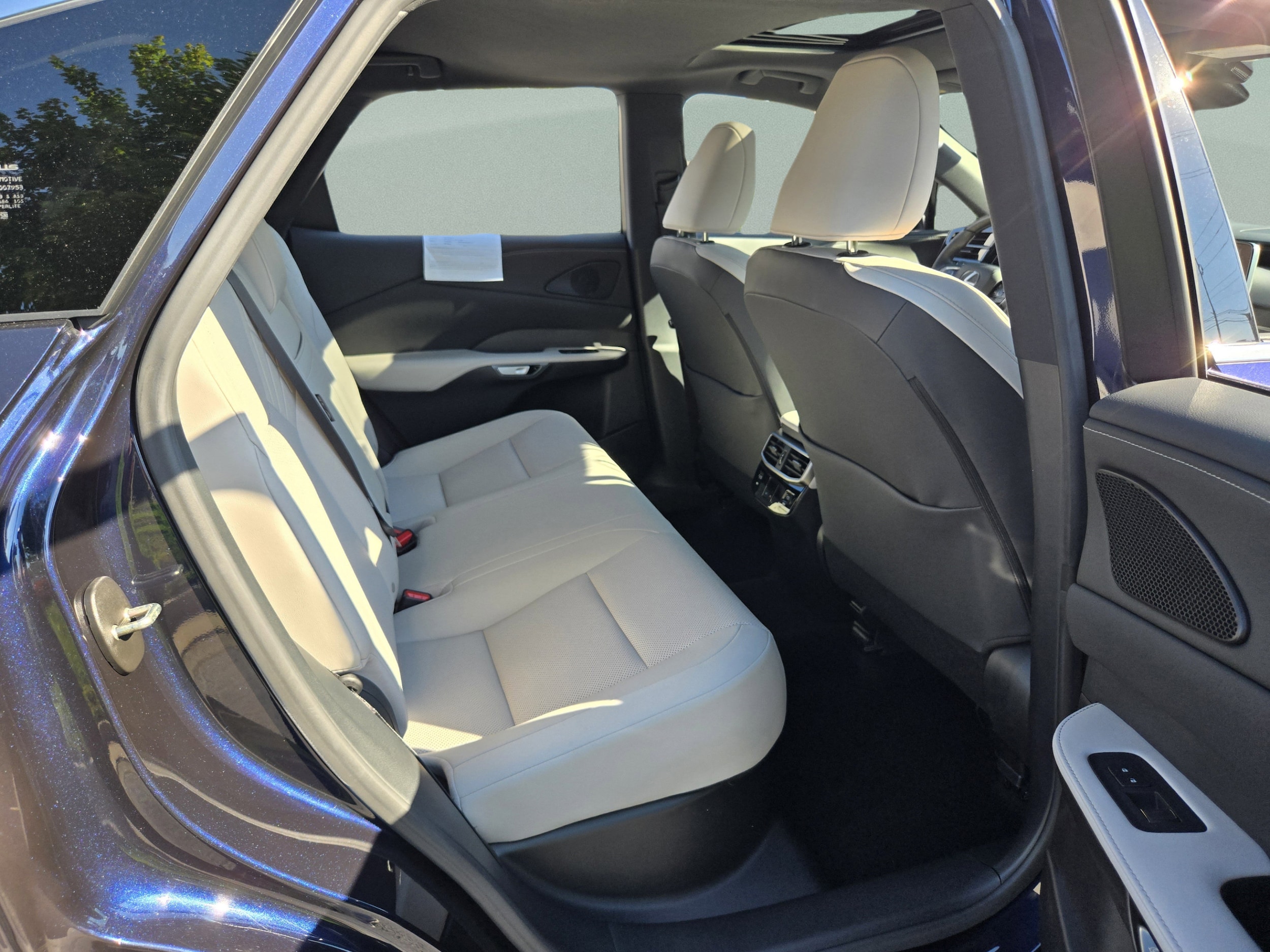 2024 Lexus RX 350 - Photo 15