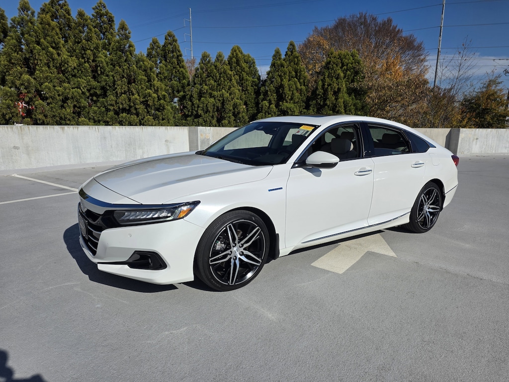 Used 2022 Honda Accord Hybrid Touring Sedan
