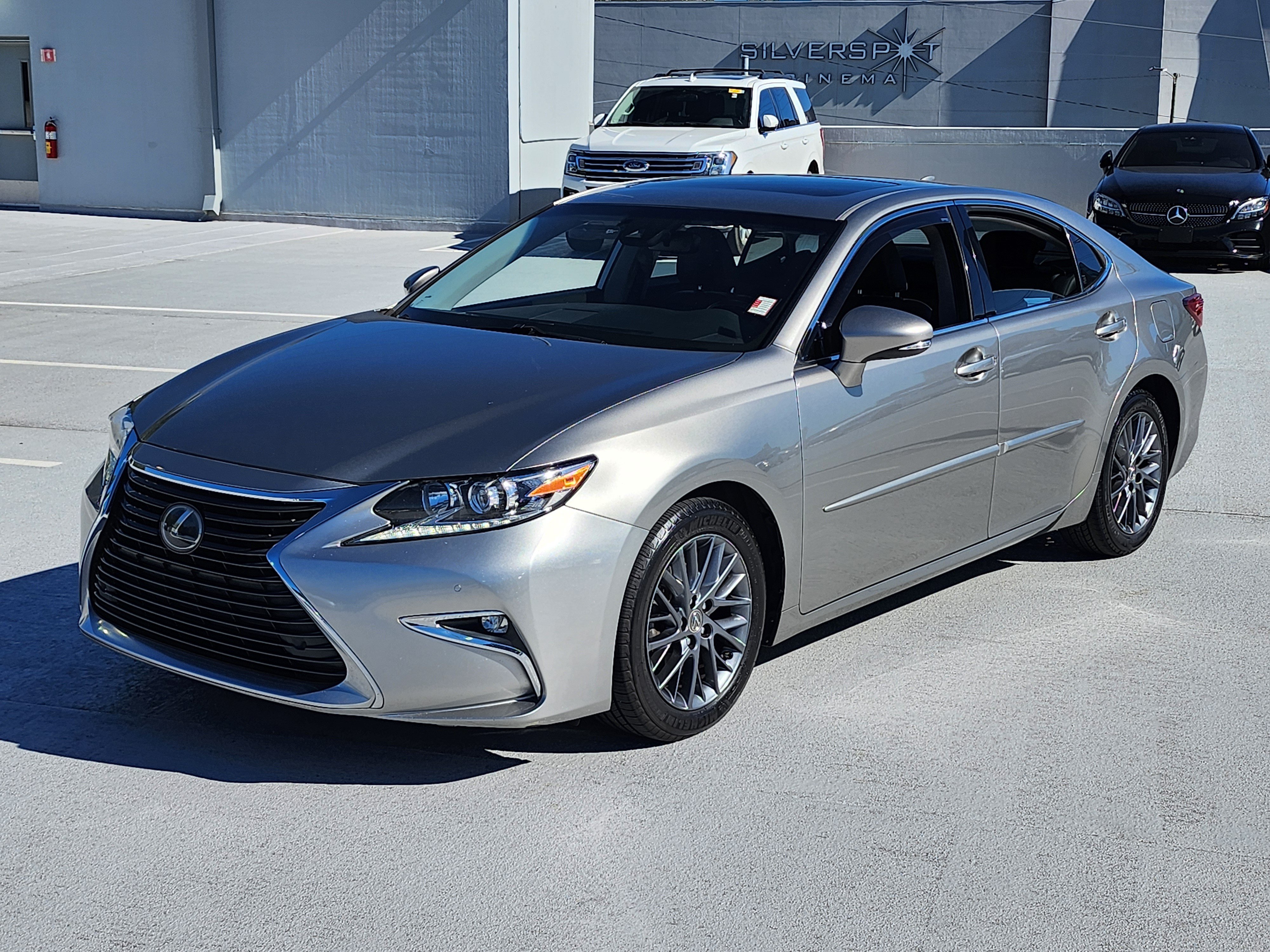 2018 Lexus ES