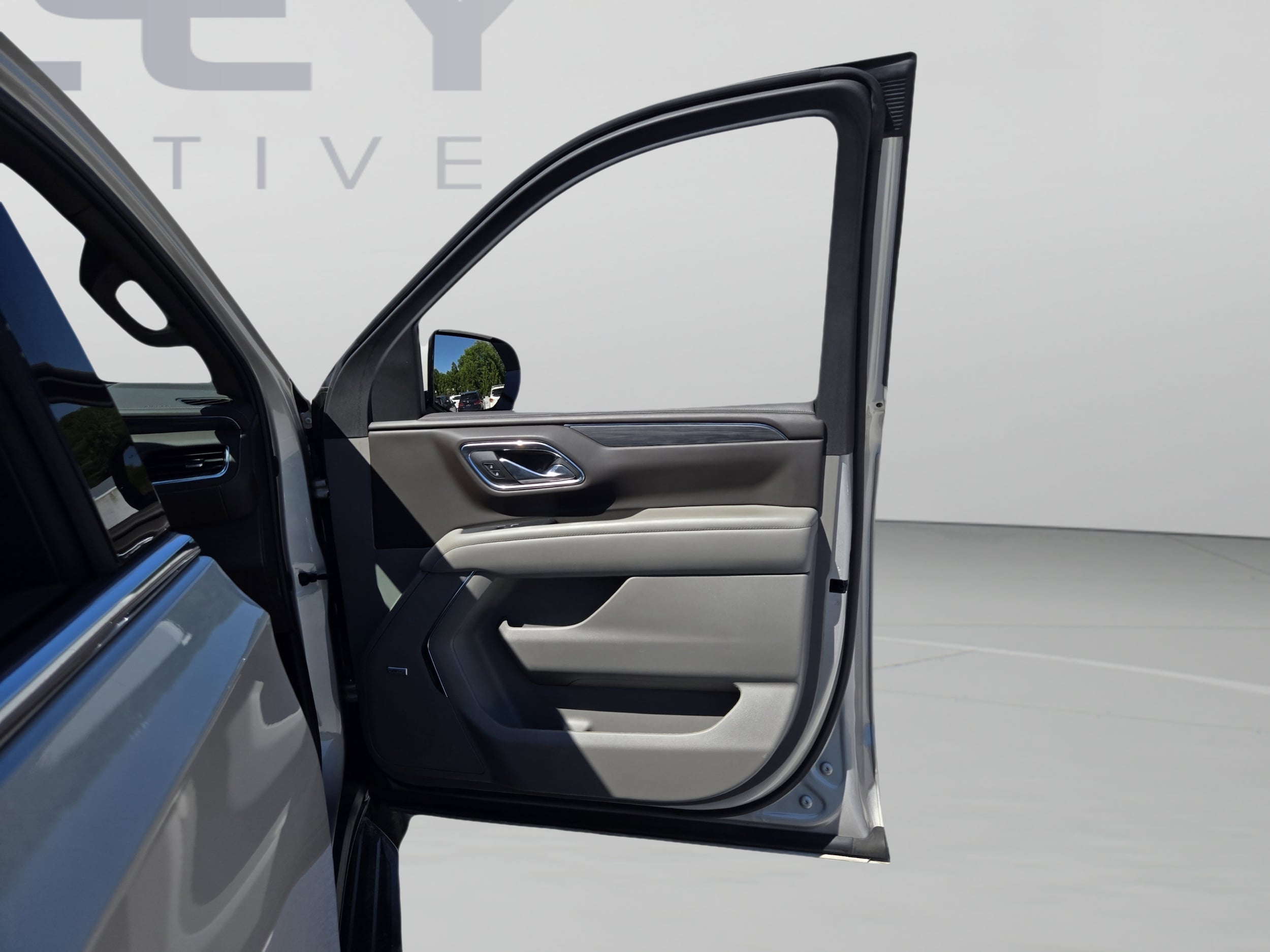 2023 GMC Yukon XL SLT - Photo 18
