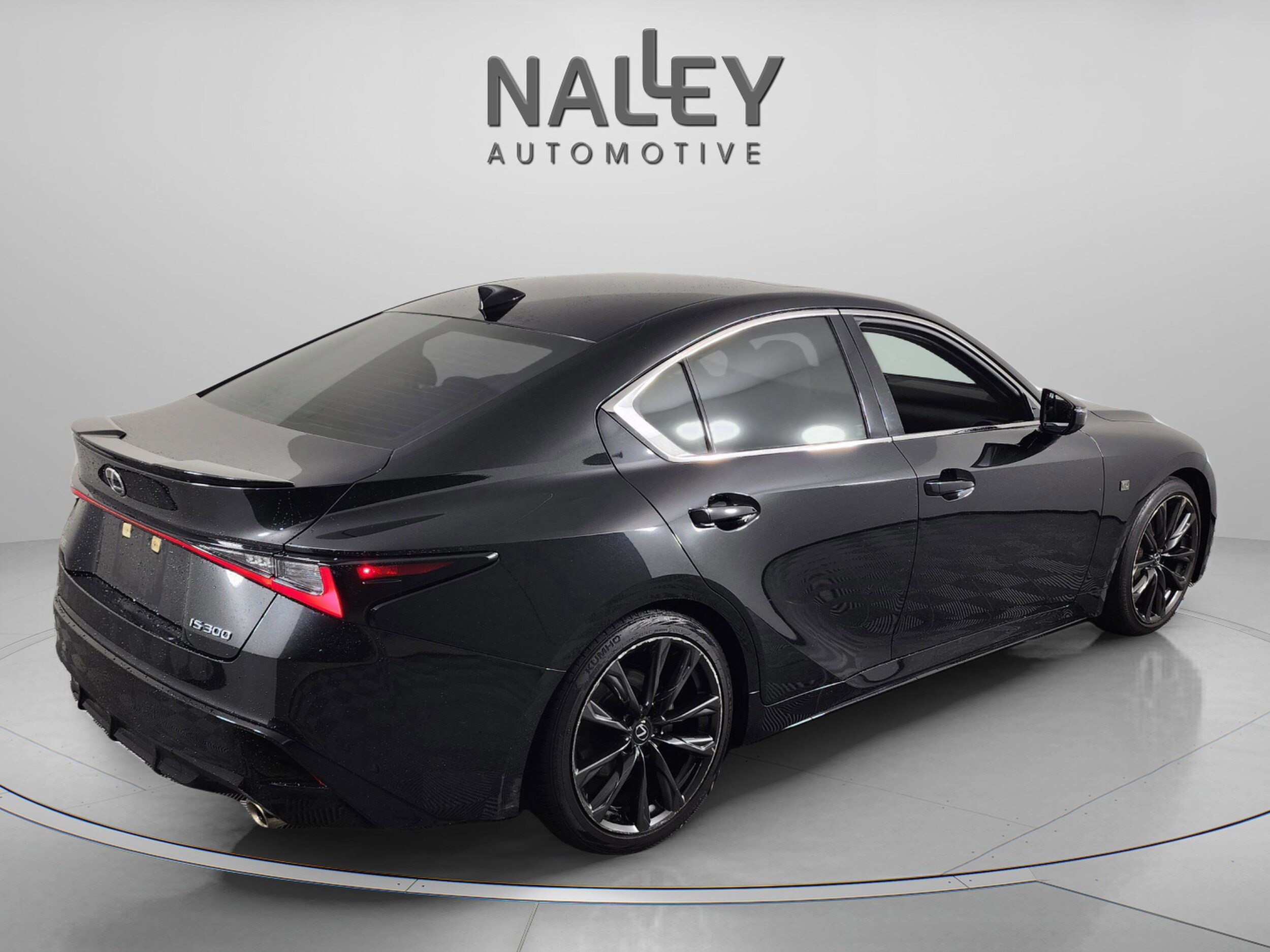 2024 Lexus IS 300 photo 4