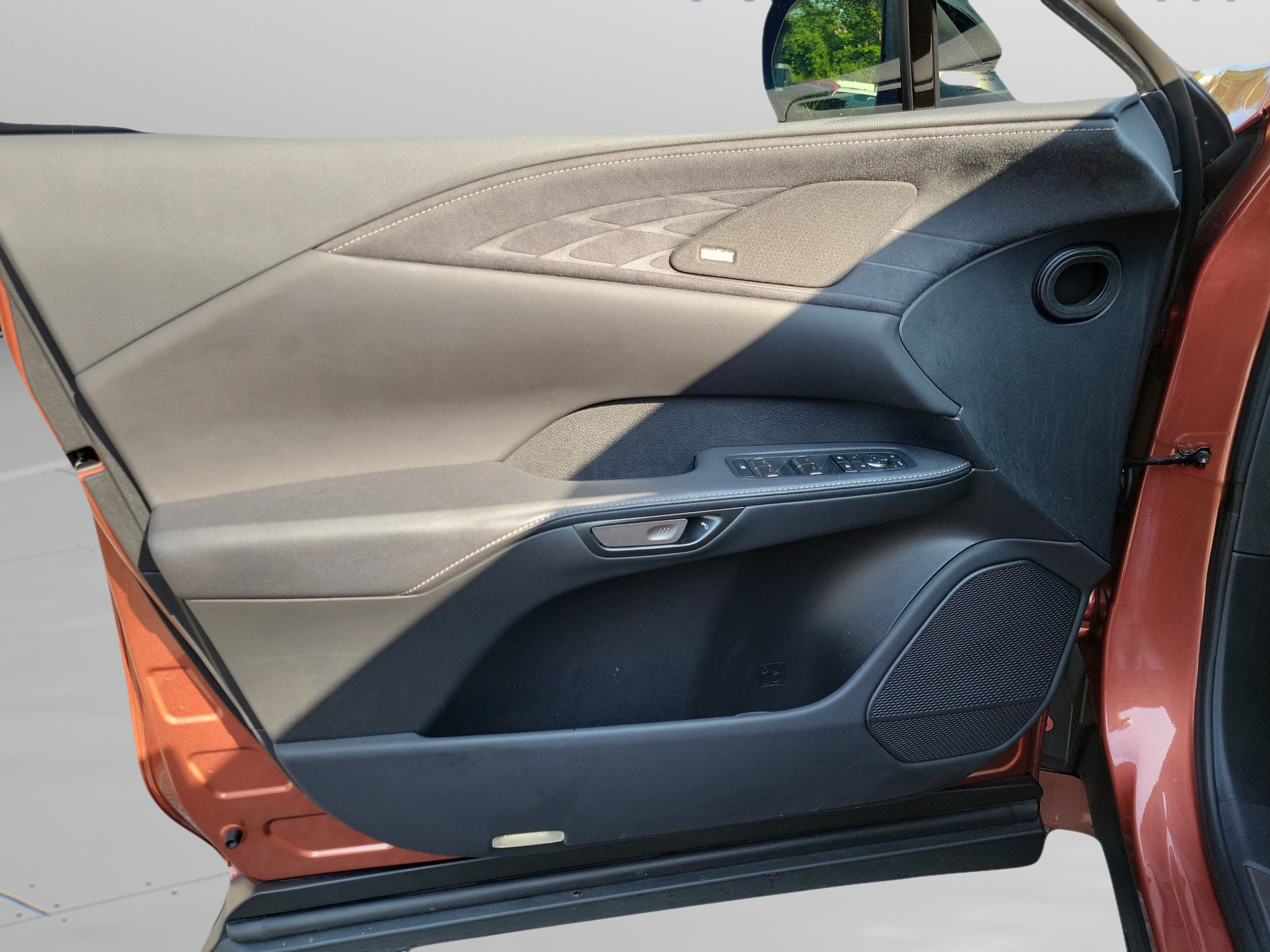 2023 Lexus RX Hybrid 500h - Photo 7