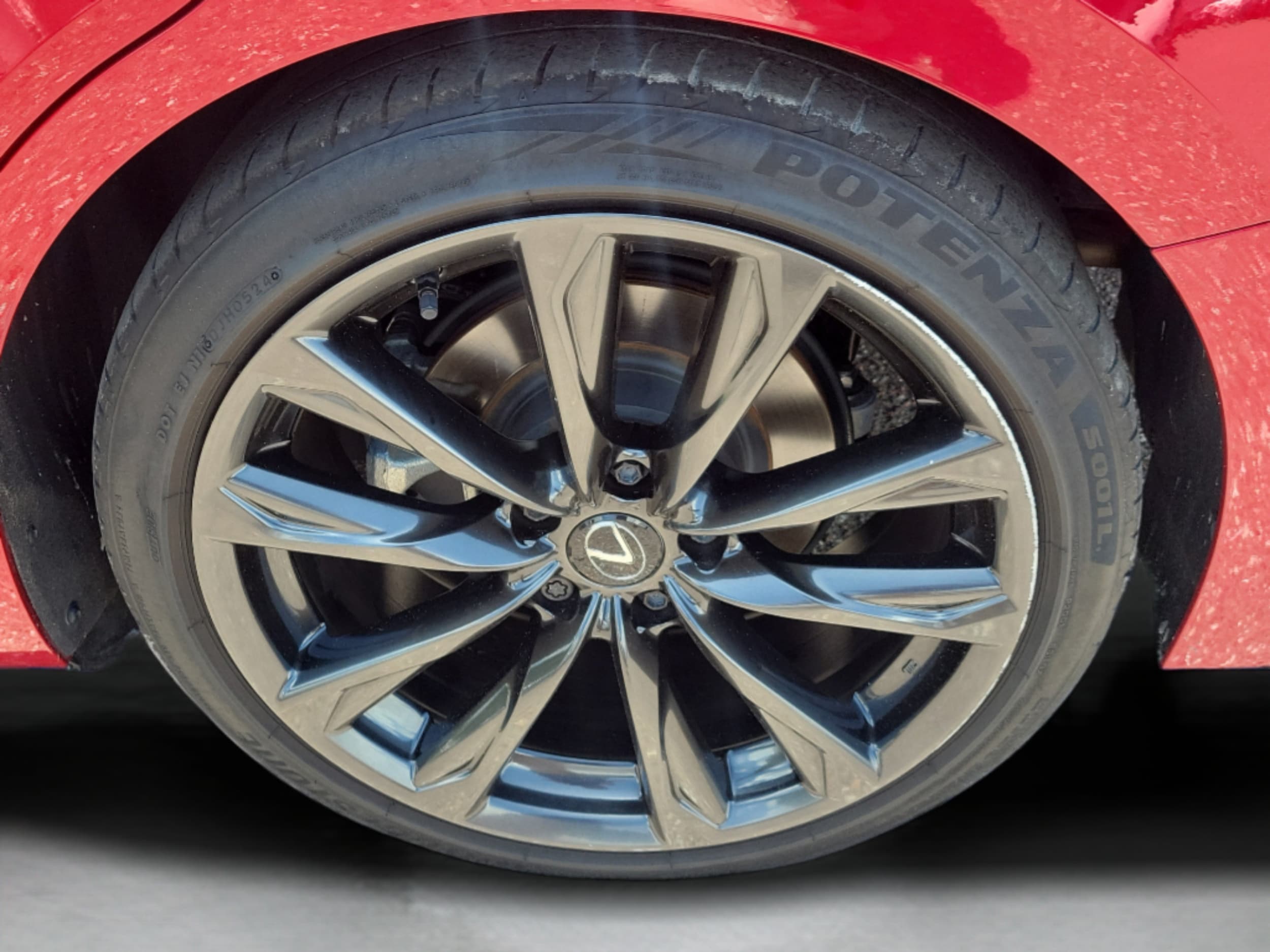 2024 Lexus IS 300 - Photo 30