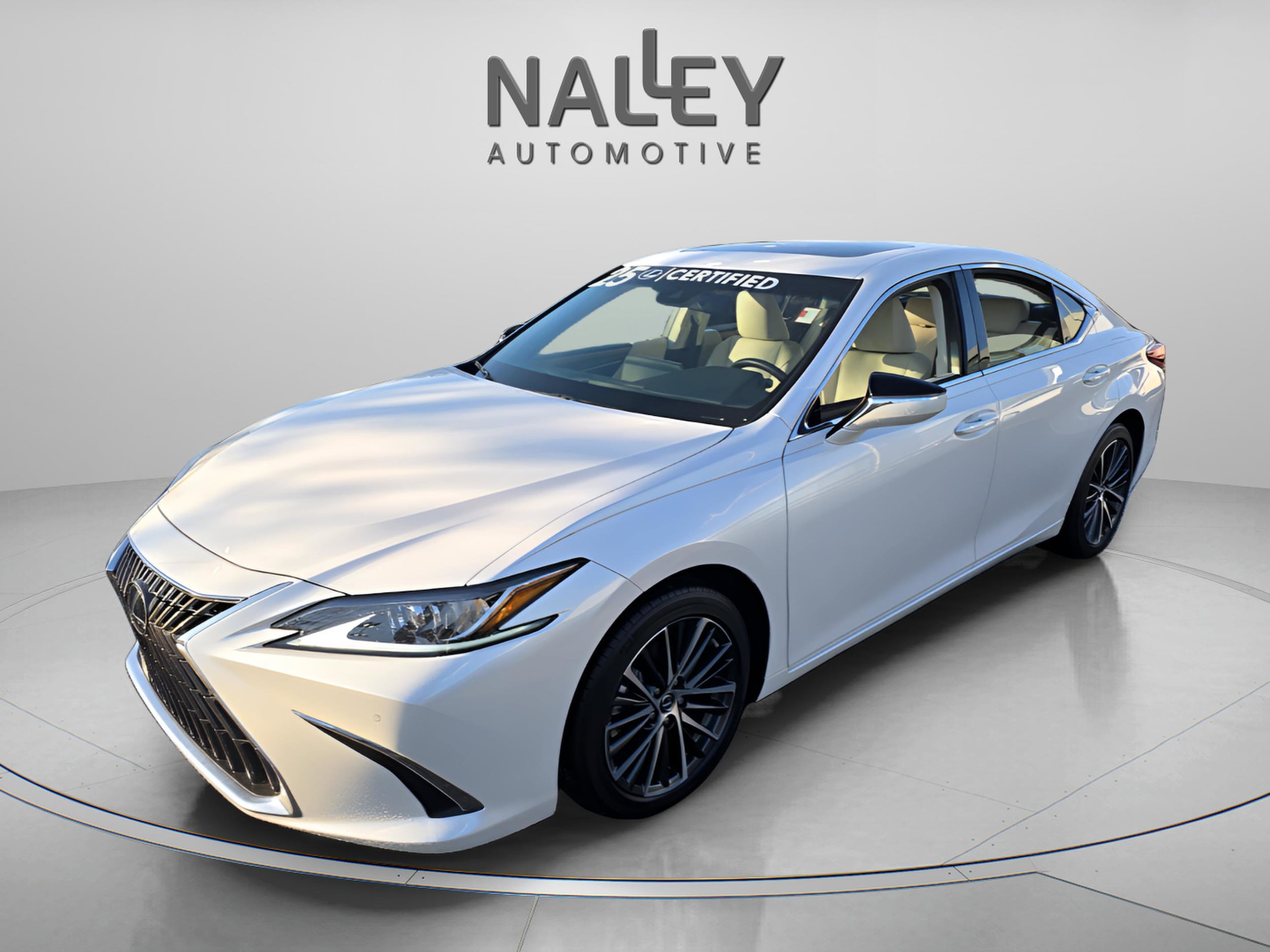 2025 Lexus ES 350's photo