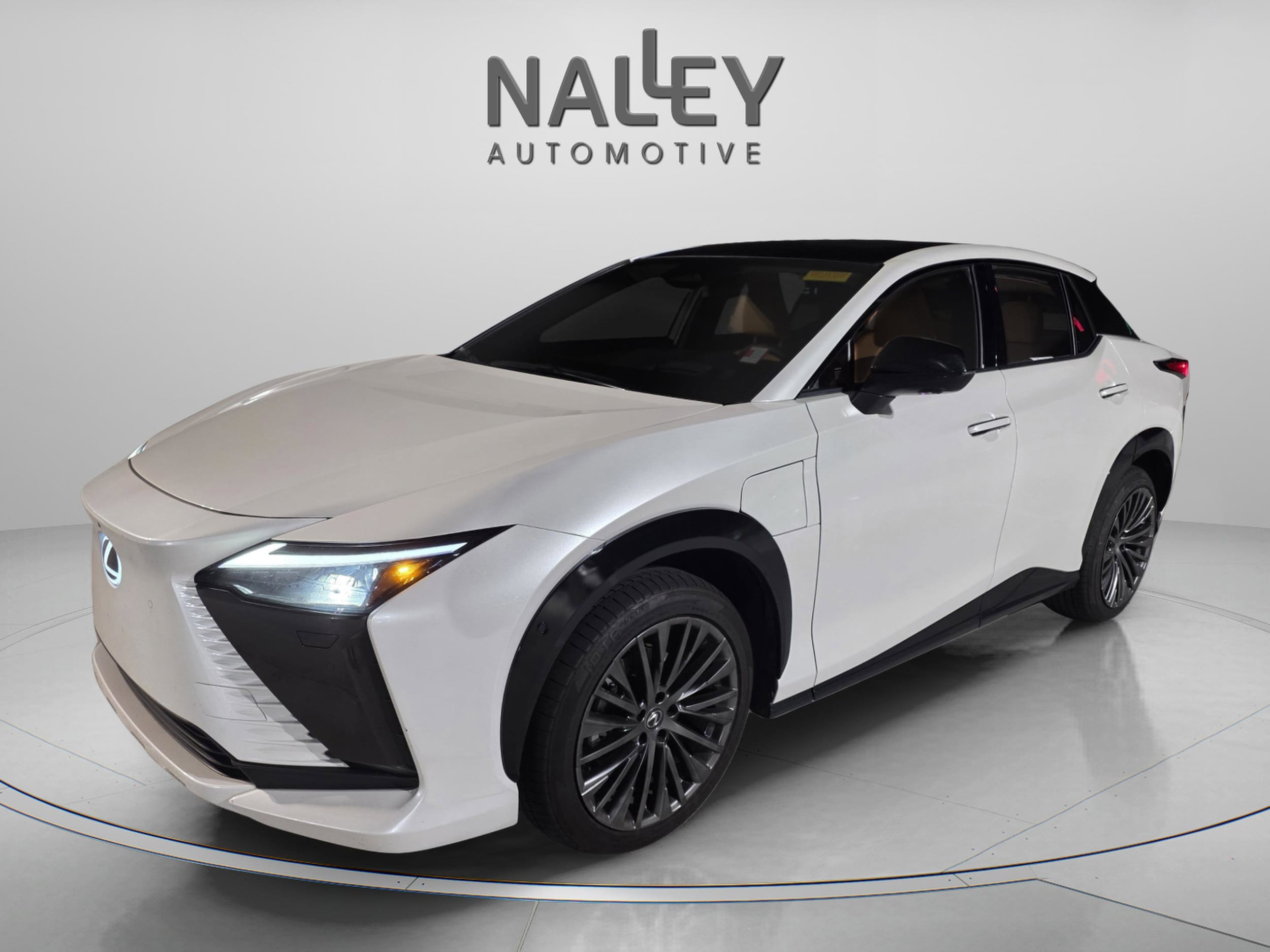 2023 Lexus RZ Luxury's photo