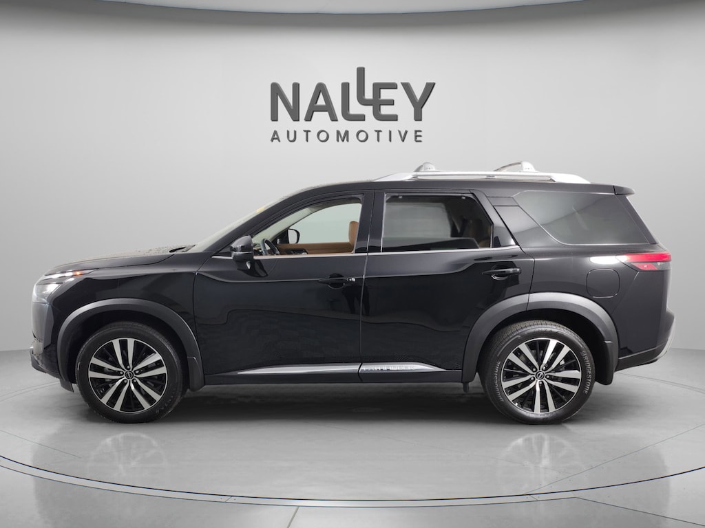 Used 2025 Nissan Pathfinder Platinum SUV