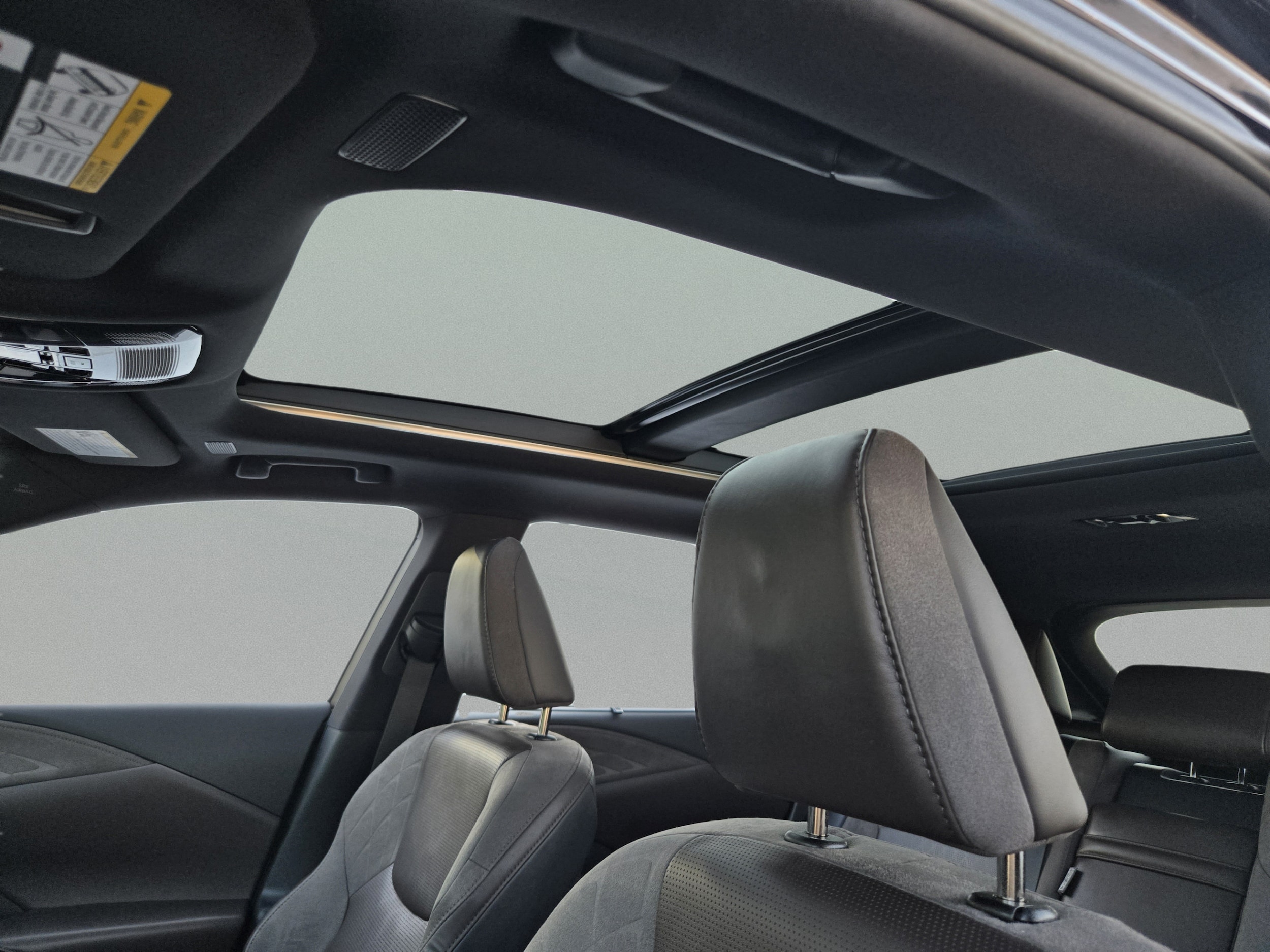 2023 Lexus RX 350 - Photo 14